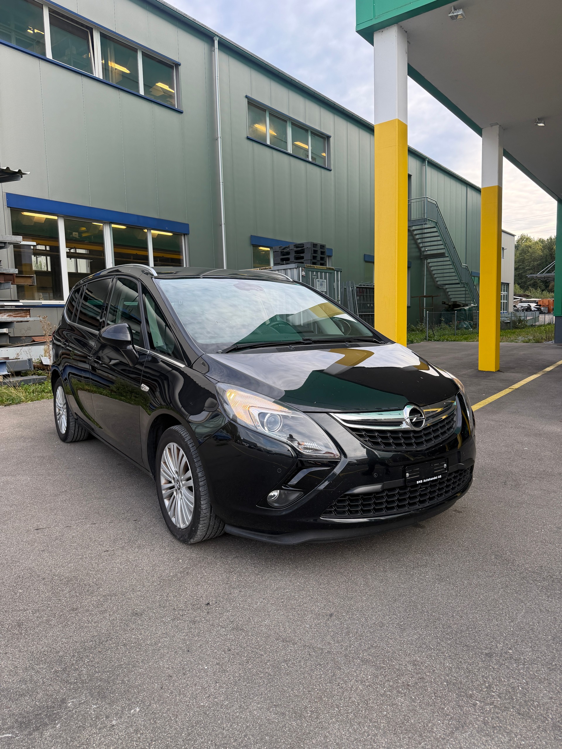 OPEL Zafira Tourer 2.0 CDTi Drvie-image-0
