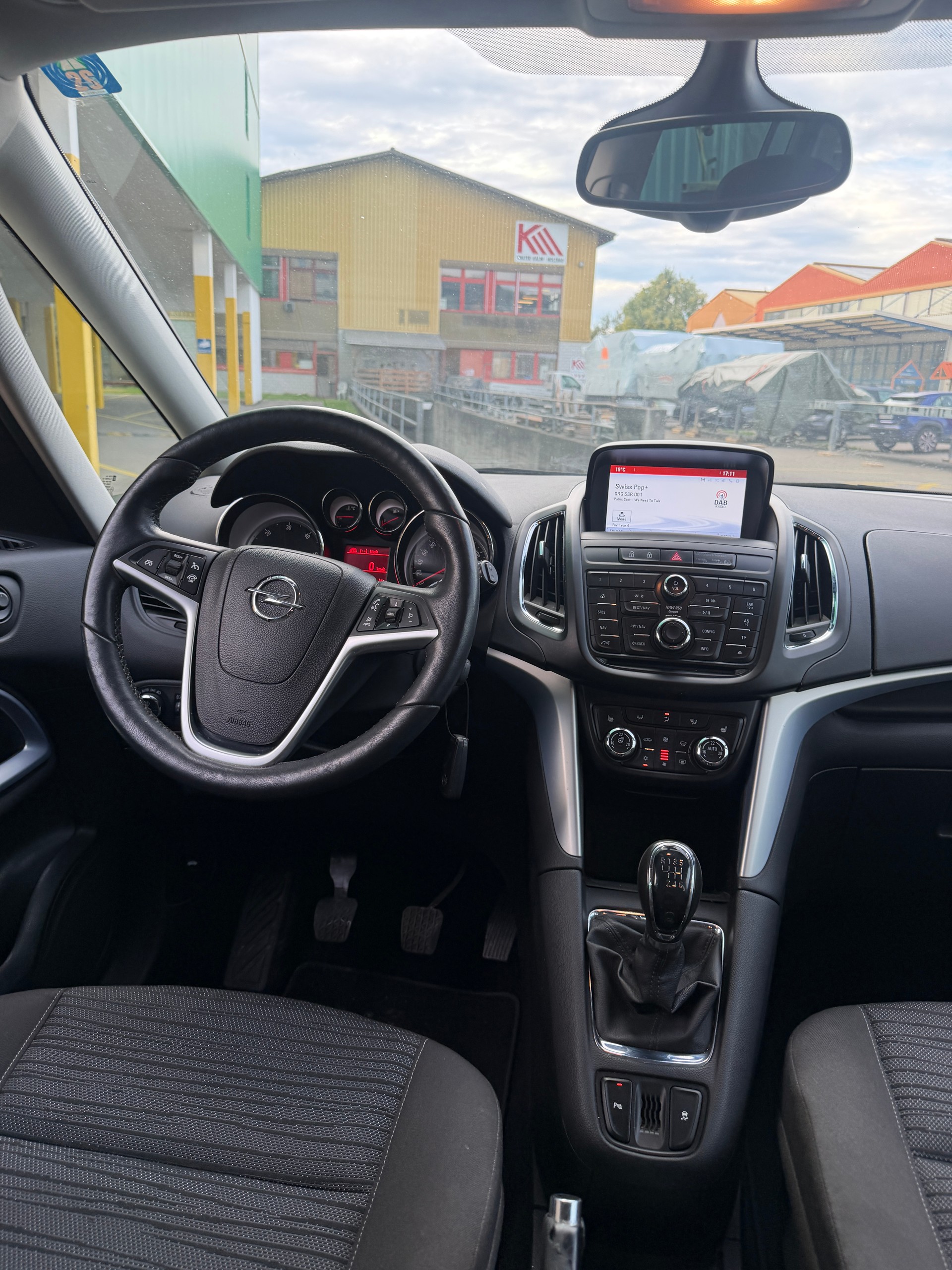 OPEL Zafira Tourer 2.0 CDTi Drvie-image-9