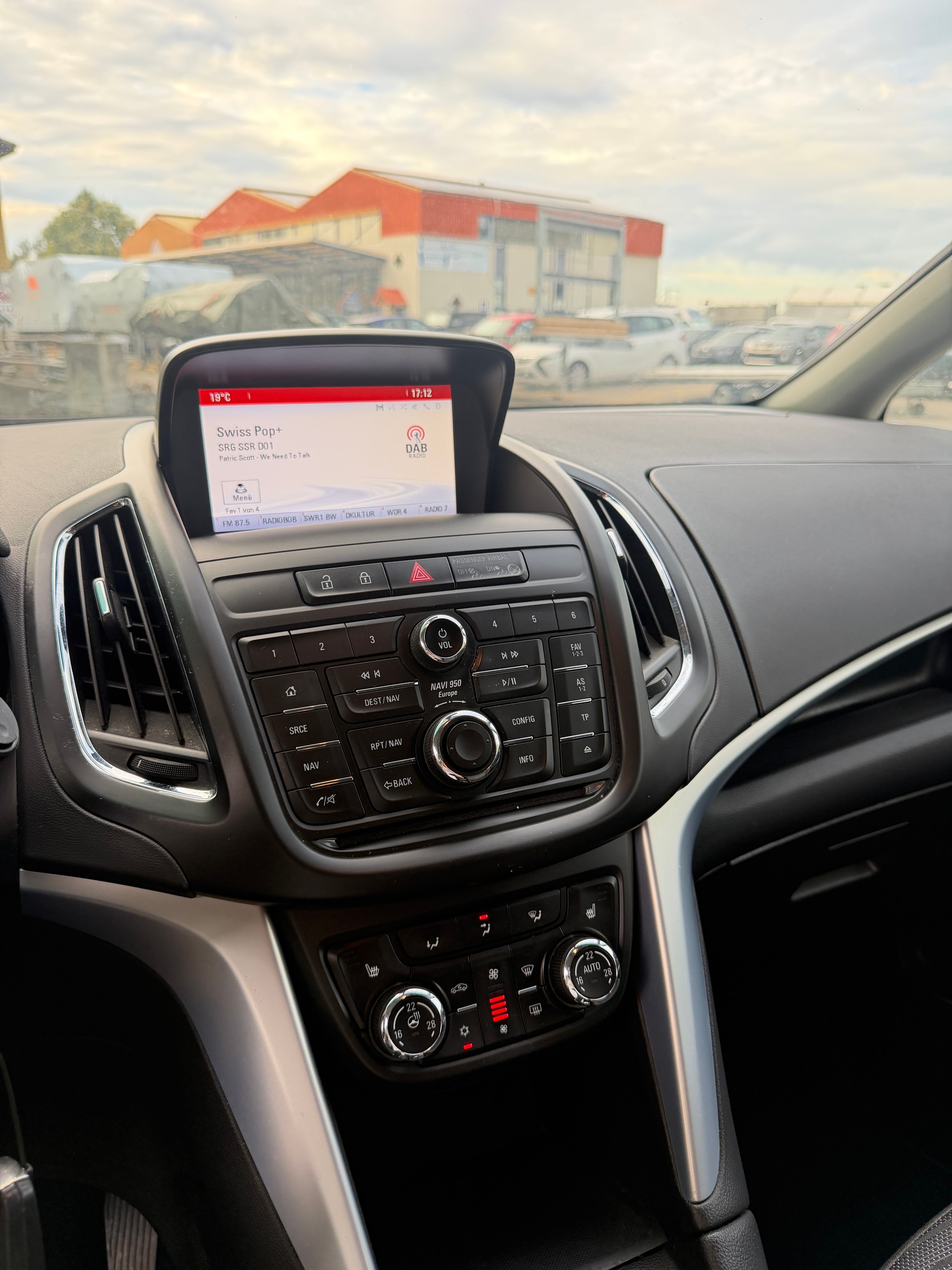 OPEL Zafira Tourer 2.0 CDTi Drvie-image-10