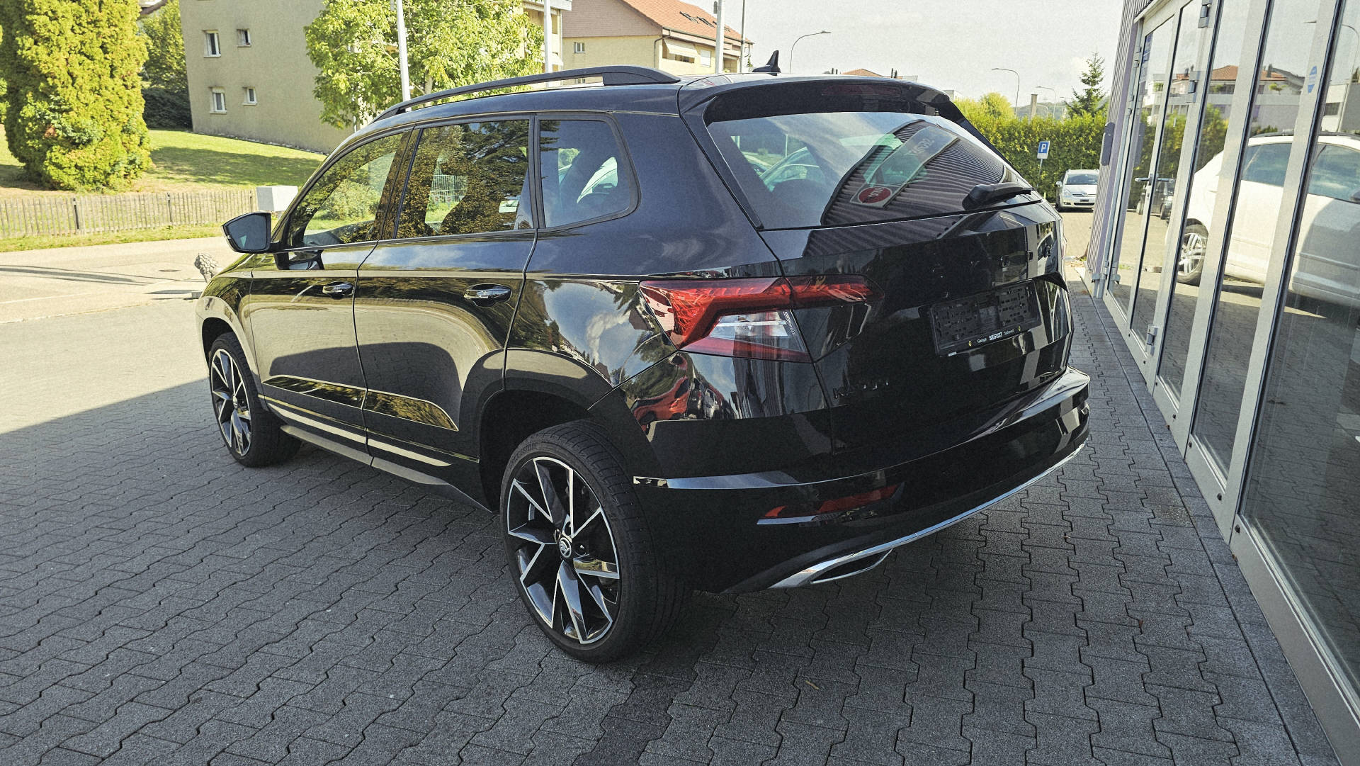 SKODA Karoq 1.5 TSI SportLine DSG-image-3