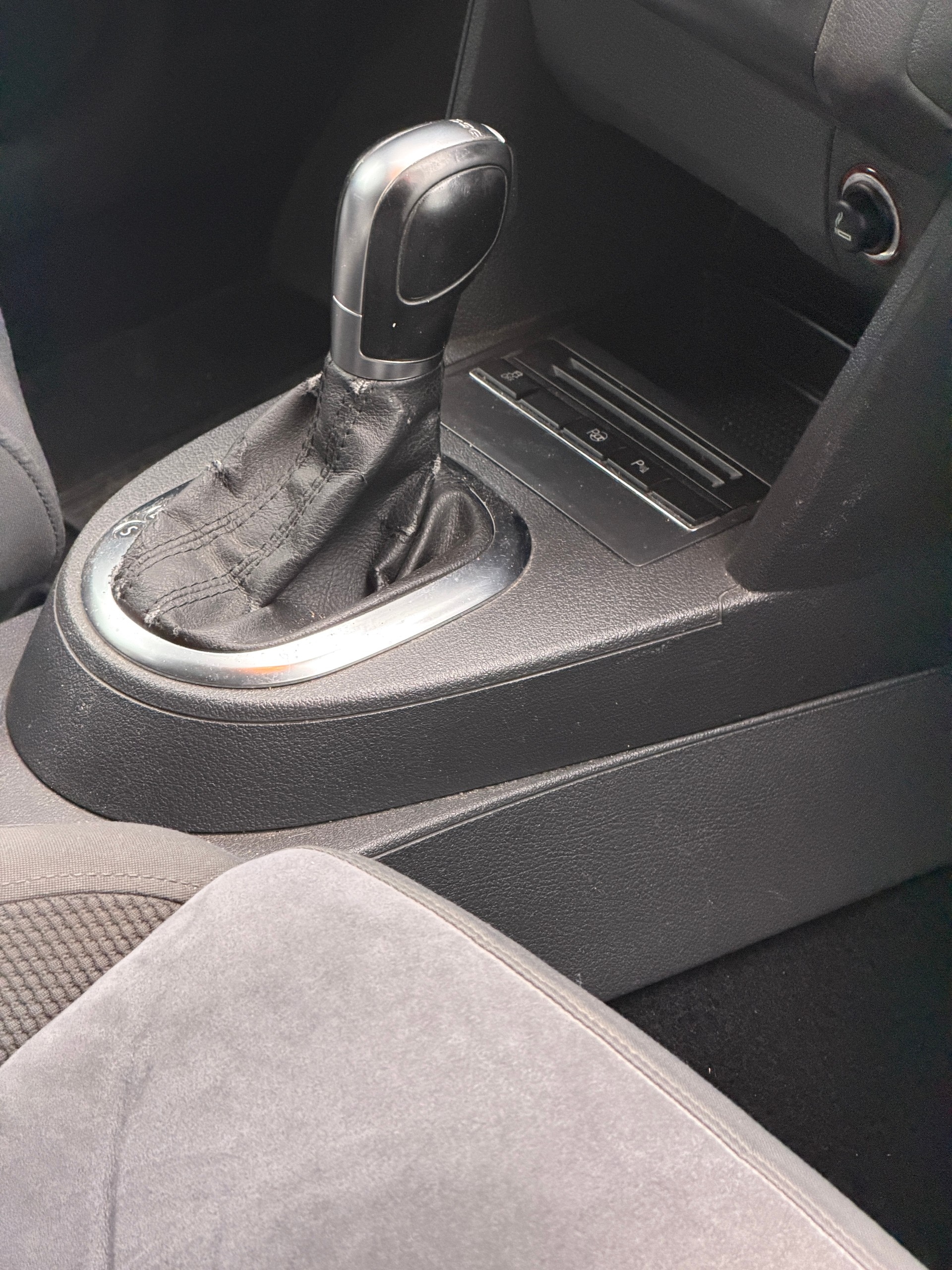 VW Touran 1.4 TSI EcoFuel Comfortline DSG-image-7