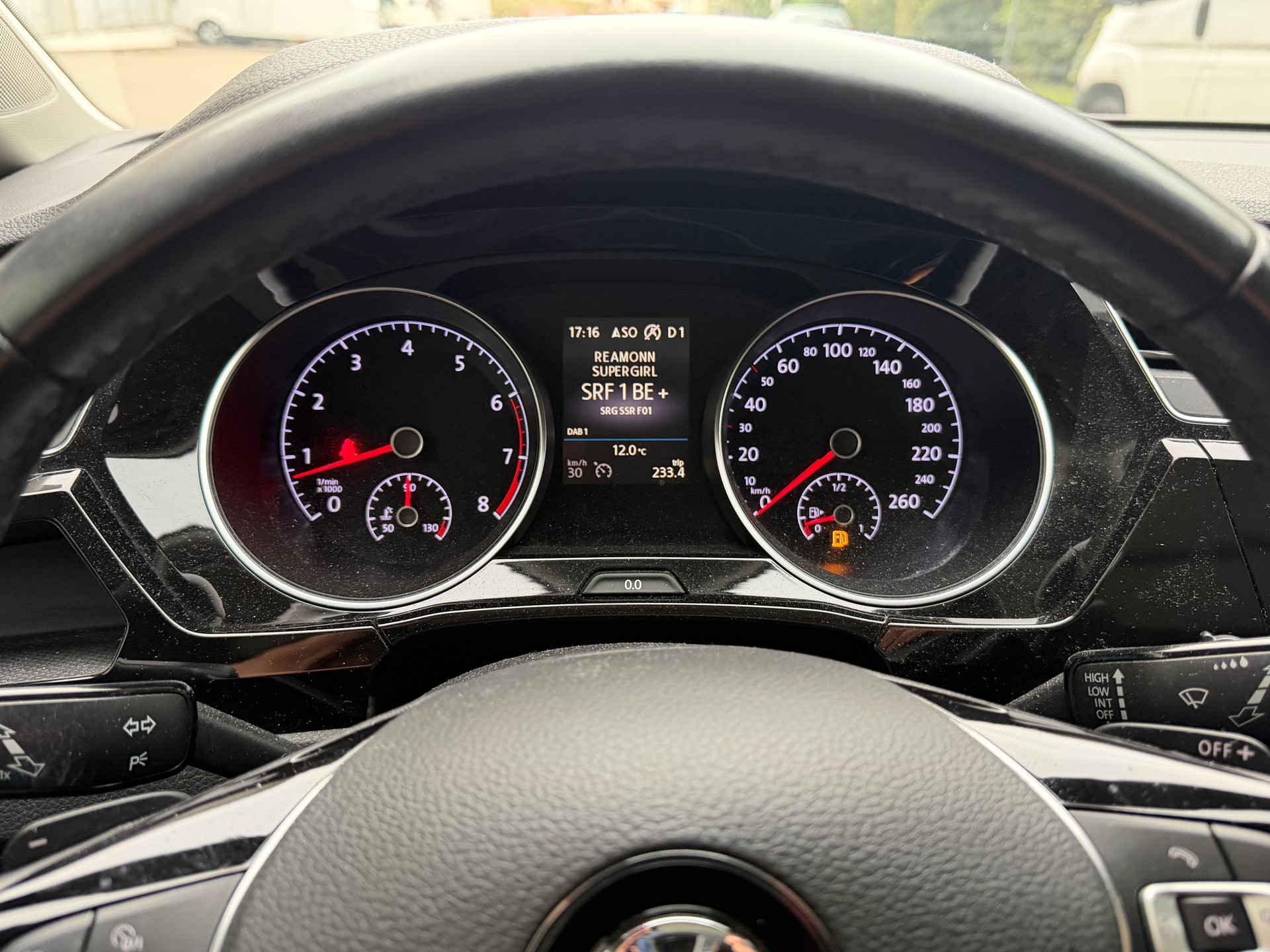 VW Touran 1.4 TSI BlueMotion Technology Trendline DSG-image-8