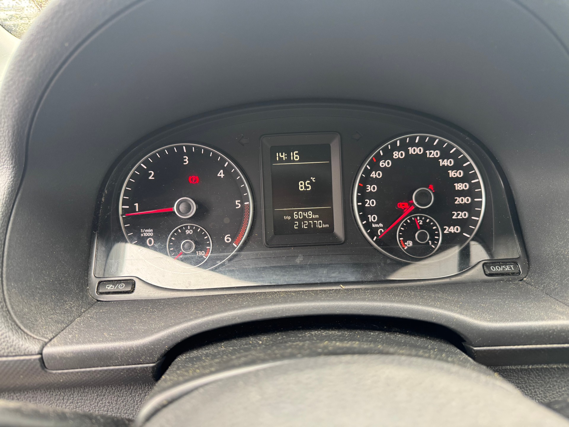 VW Caddy 1.6 TDI BlueMotion Technology-image-7
