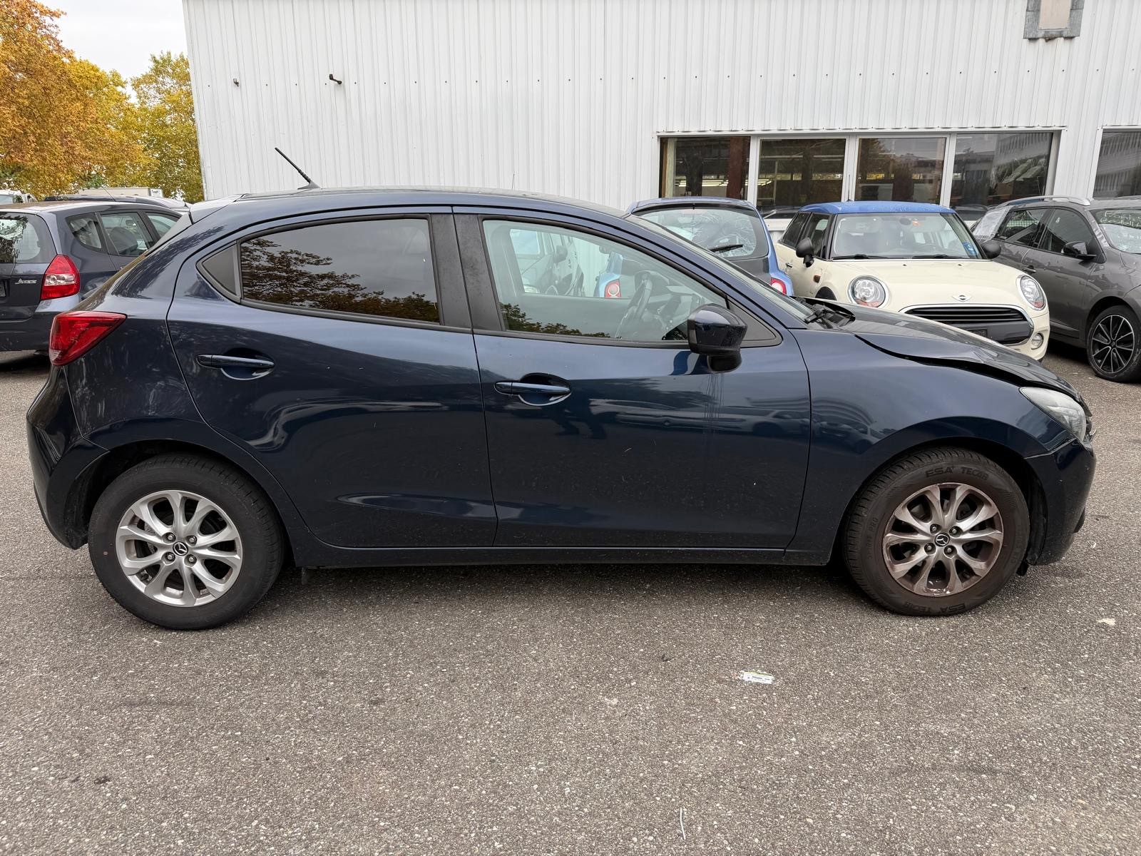 MAZDA 2 1.5i 16V Skyactiv-G Swiss Edition-image-4