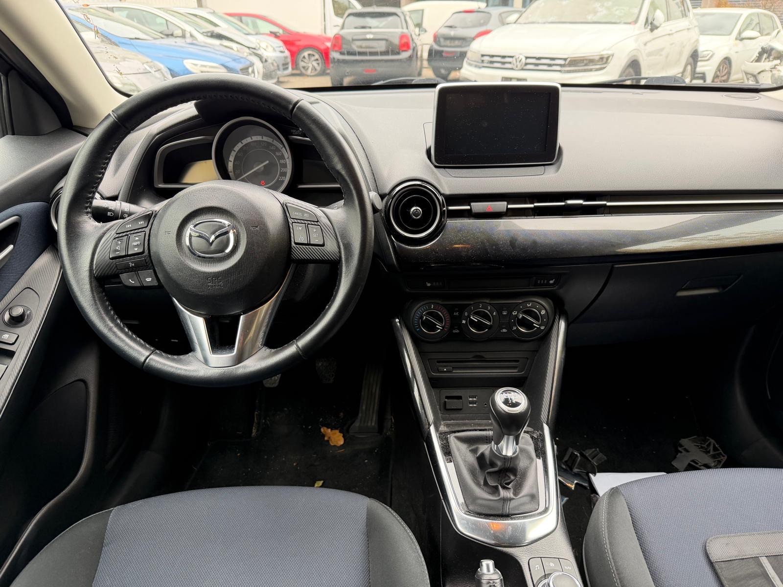 MAZDA 2 1.5i 16V Skyactiv-G Swiss Edition-image-13