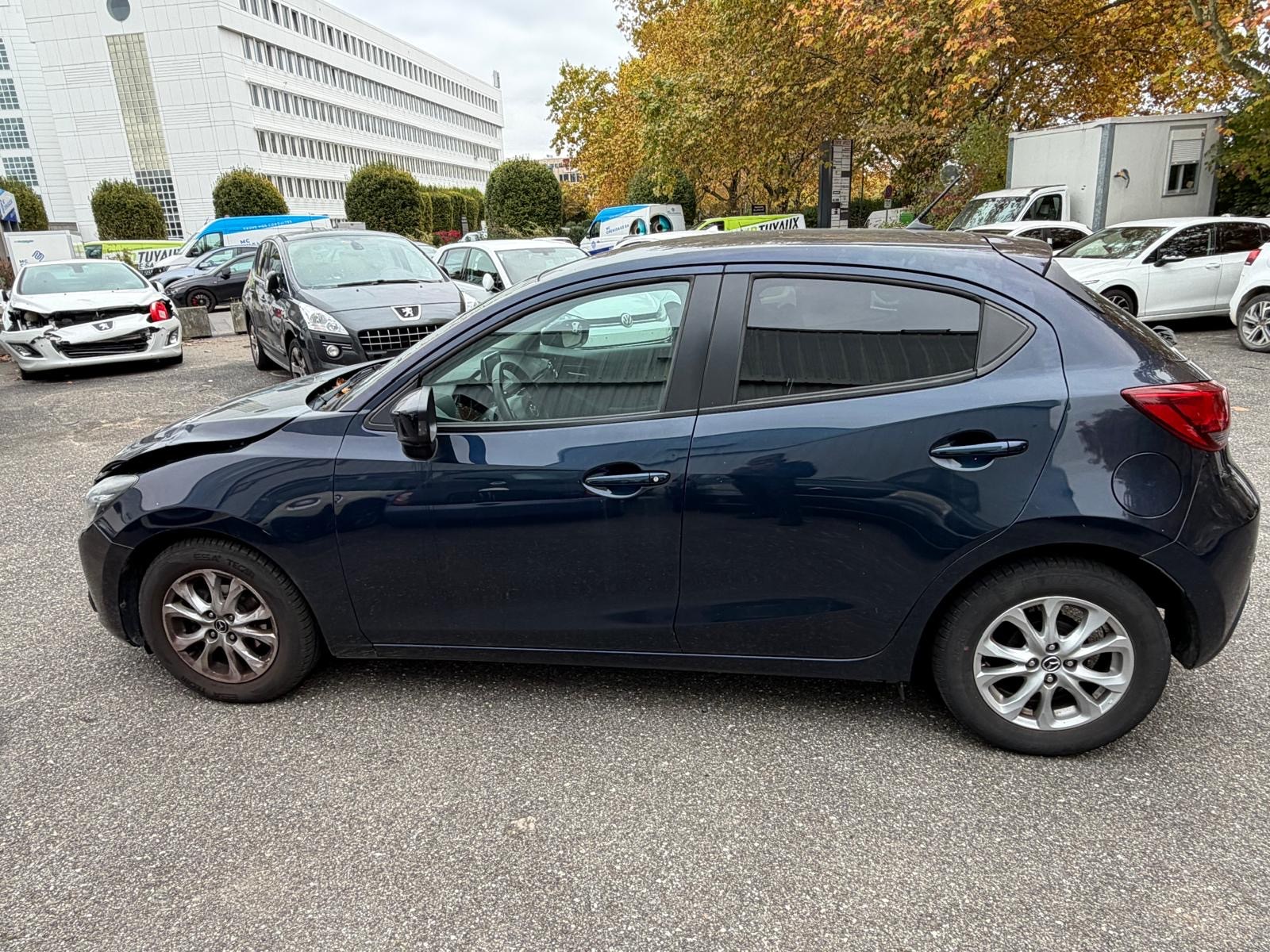 MAZDA 2 1.5i 16V Skyactiv-G Swiss Edition-image-5