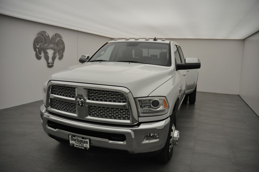 DODGE Ram 3500 6.7 TD Crew Cab Lar.-image-1