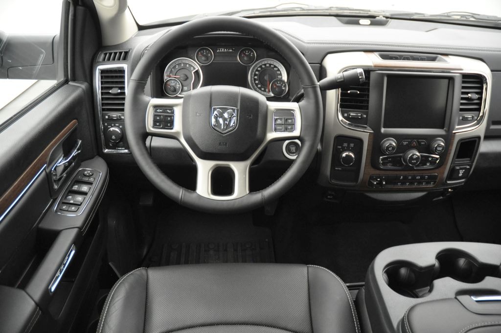 DODGE Ram 3500 6.7 TD Crew Cab Lar.-image-11
