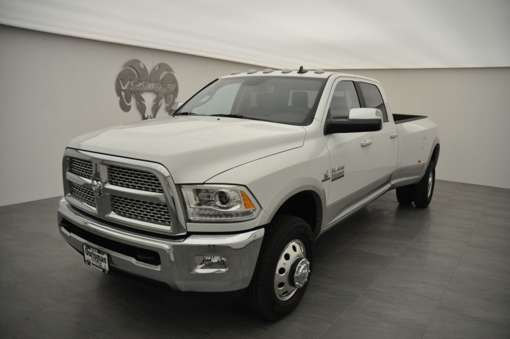 DODGE Ram 3500 6.7 TD Crew Cab Lar.-image-0