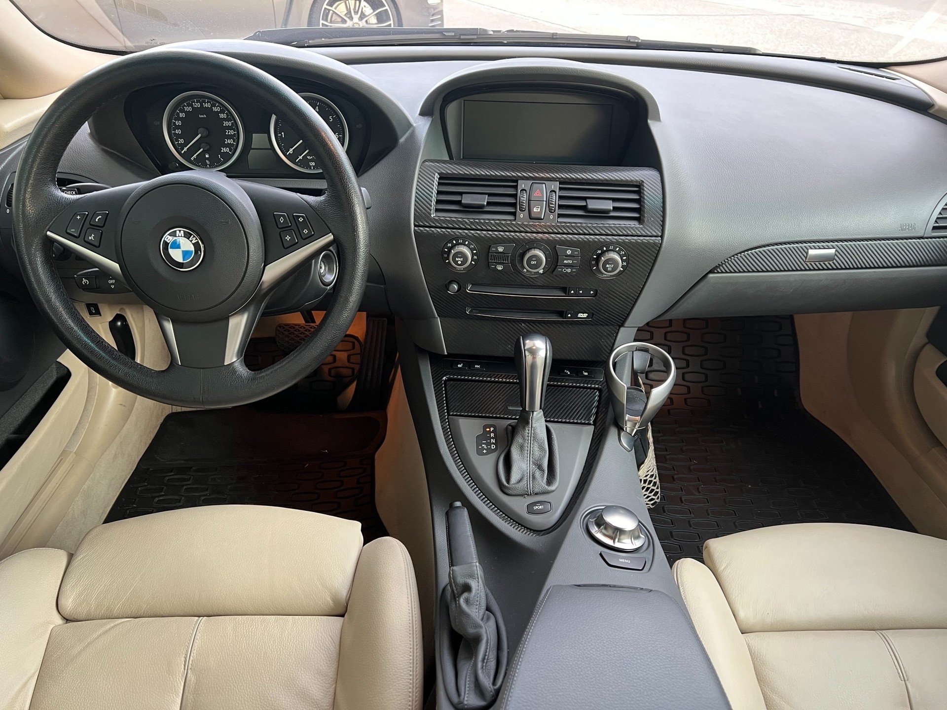 BMW 645i-image-6