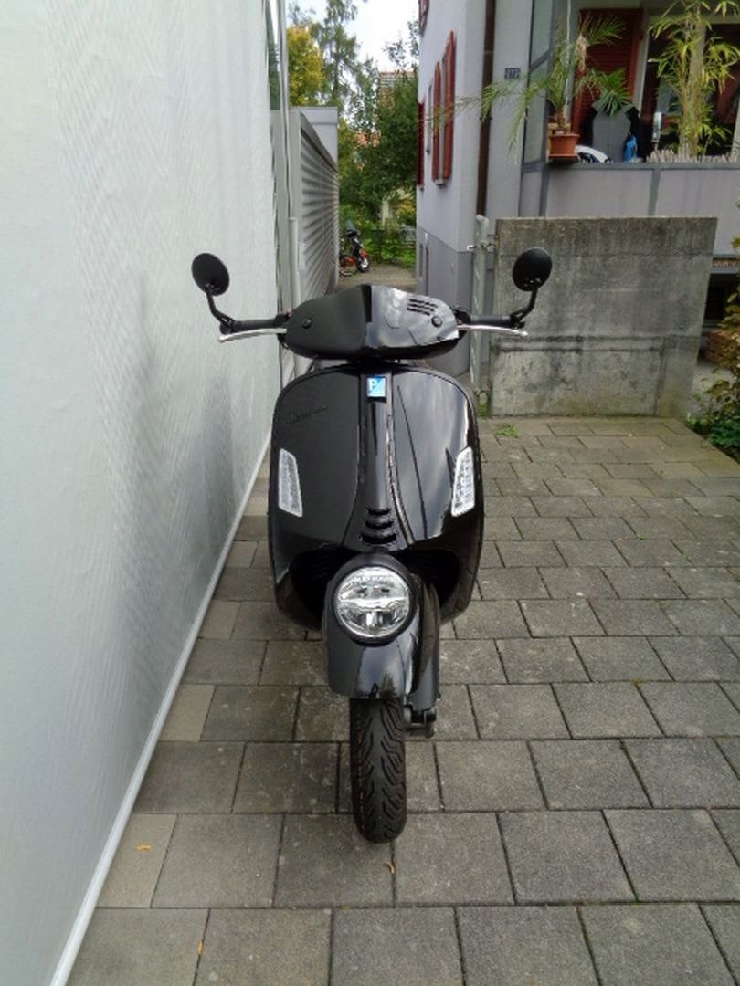 PIAGGIO VESPA GTV 300 RST-showroom-element-2