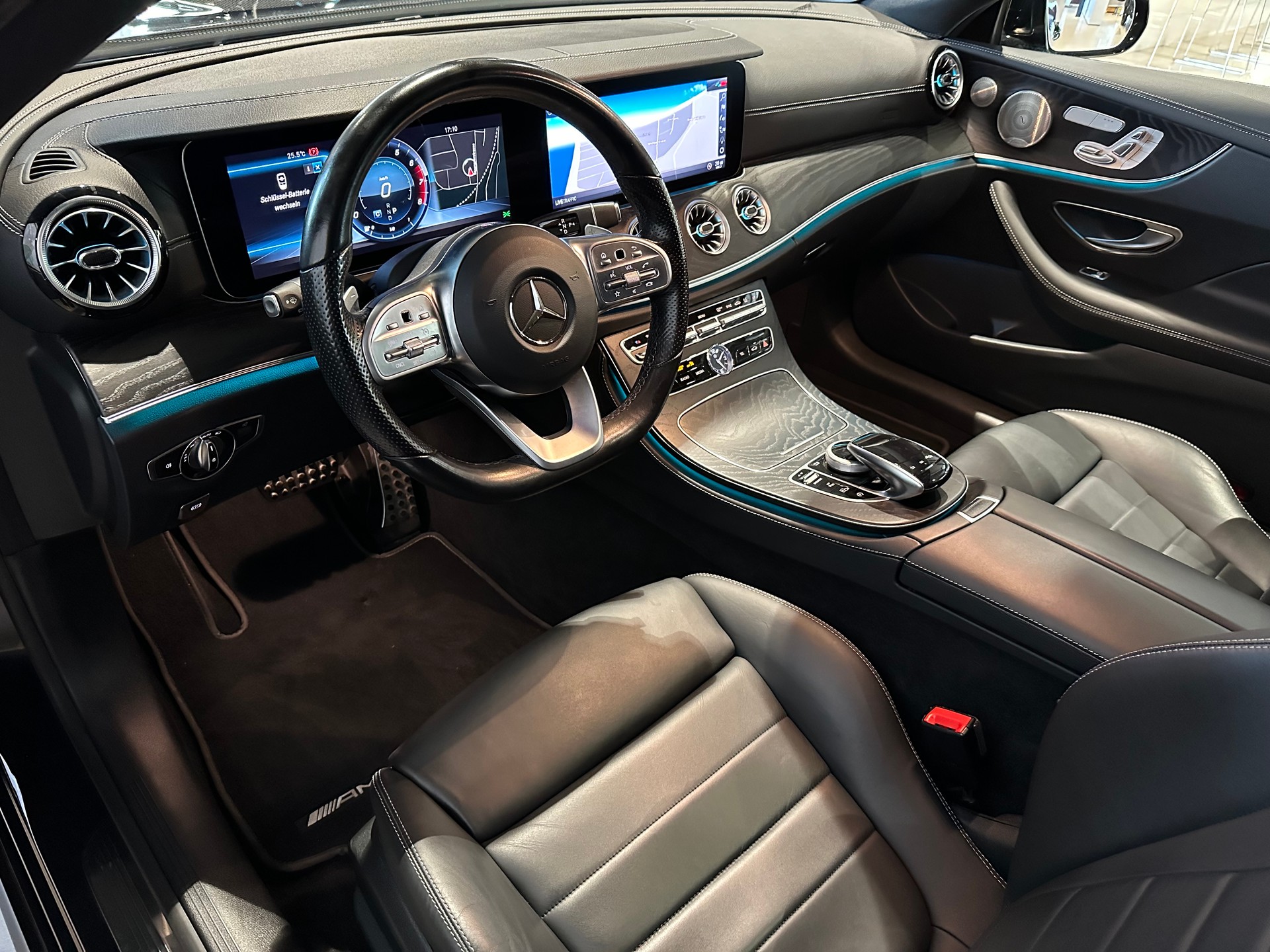 MERCEDES-BENZ E 450 Coupé AMG Line 4 Matic 9G-Tronic-image-7