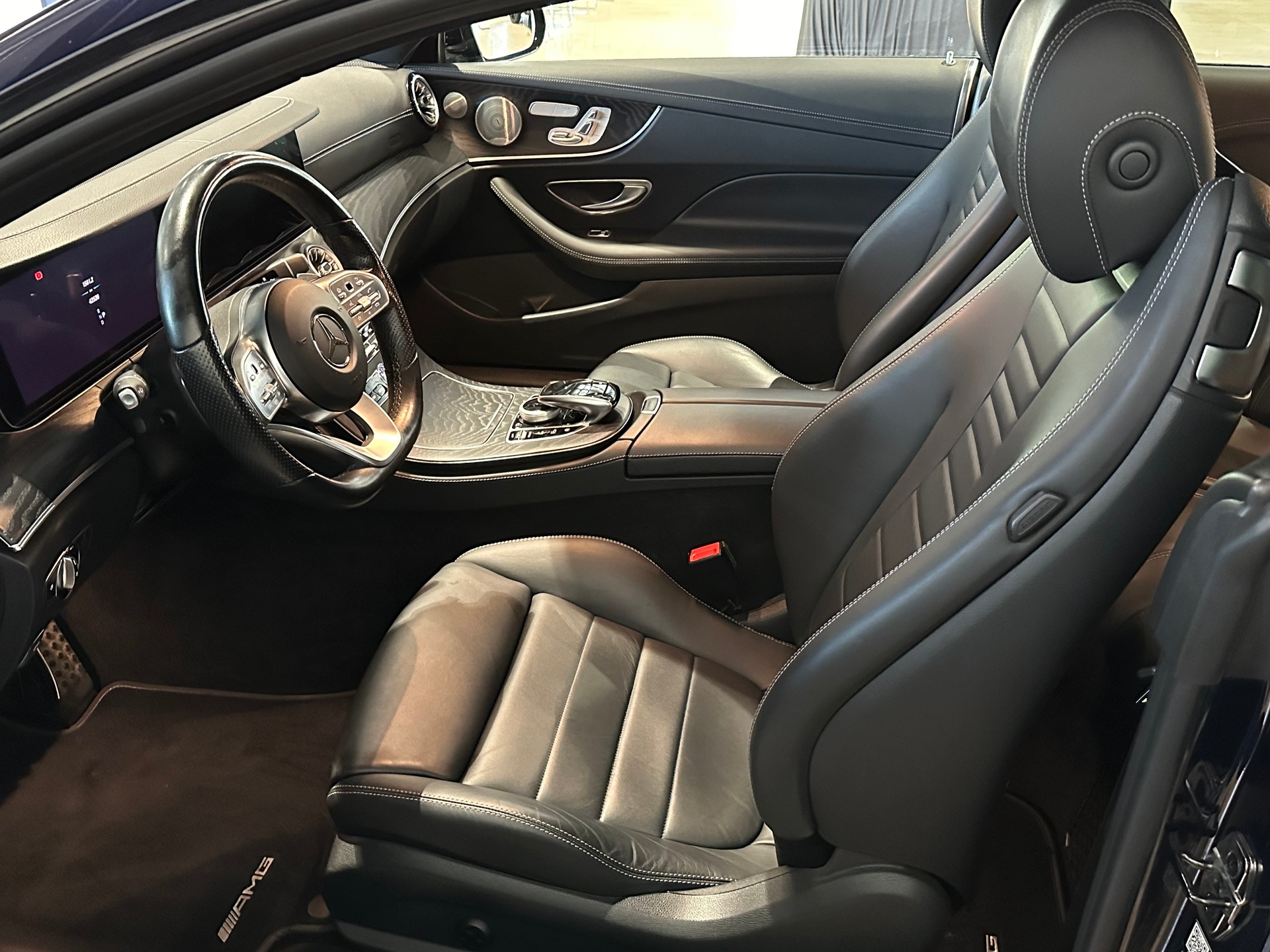 MERCEDES-BENZ E 450 Coupé AMG Line 4 Matic 9G-Tronic-image-9