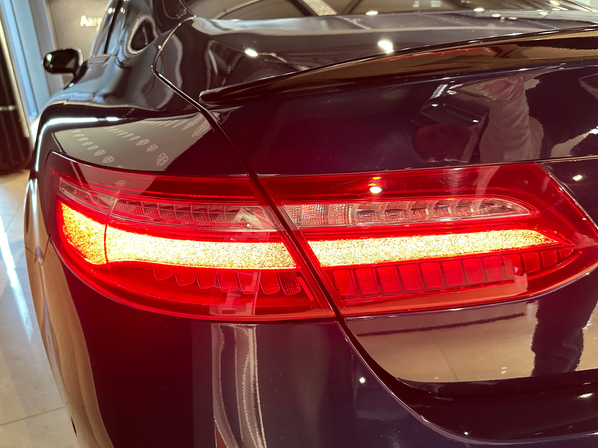 MERCEDES-BENZ E 450 Coupé AMG Line 4 Matic 9G-Tronic-image-18