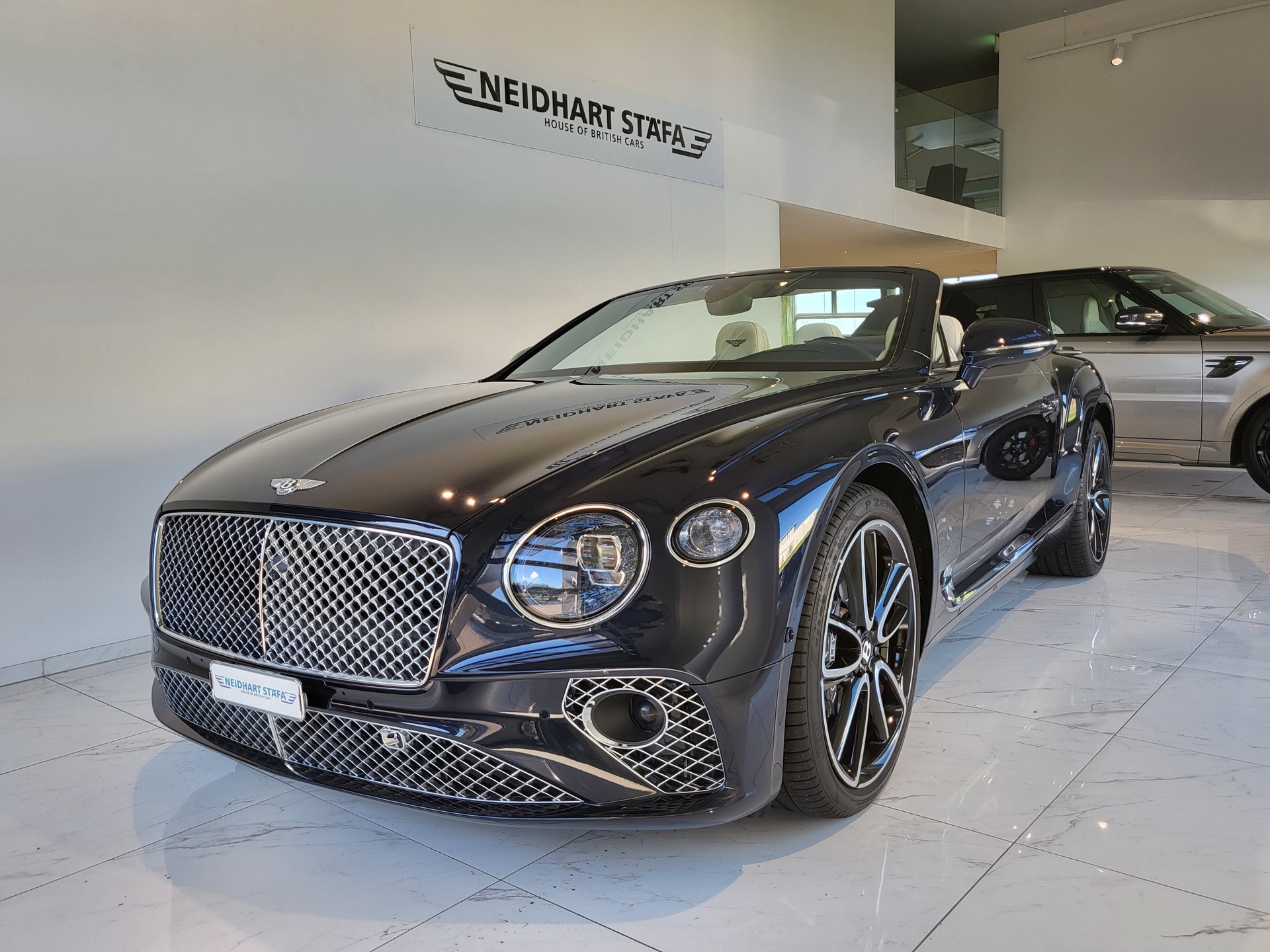 BENTLEY Continental GTC 4.0 V8-image-1