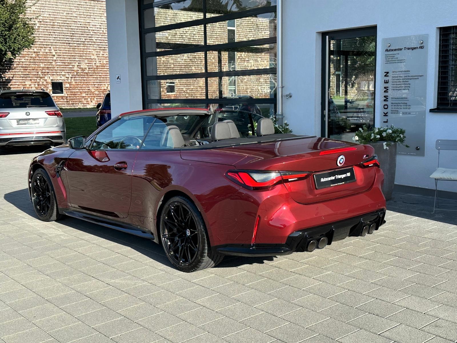 BMW M4 Cabrio Competition M xDrive-image-5