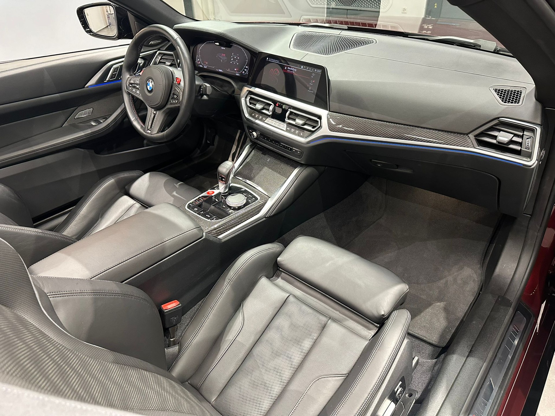 BMW M4 Cabrio Competition M xDrive-image-14