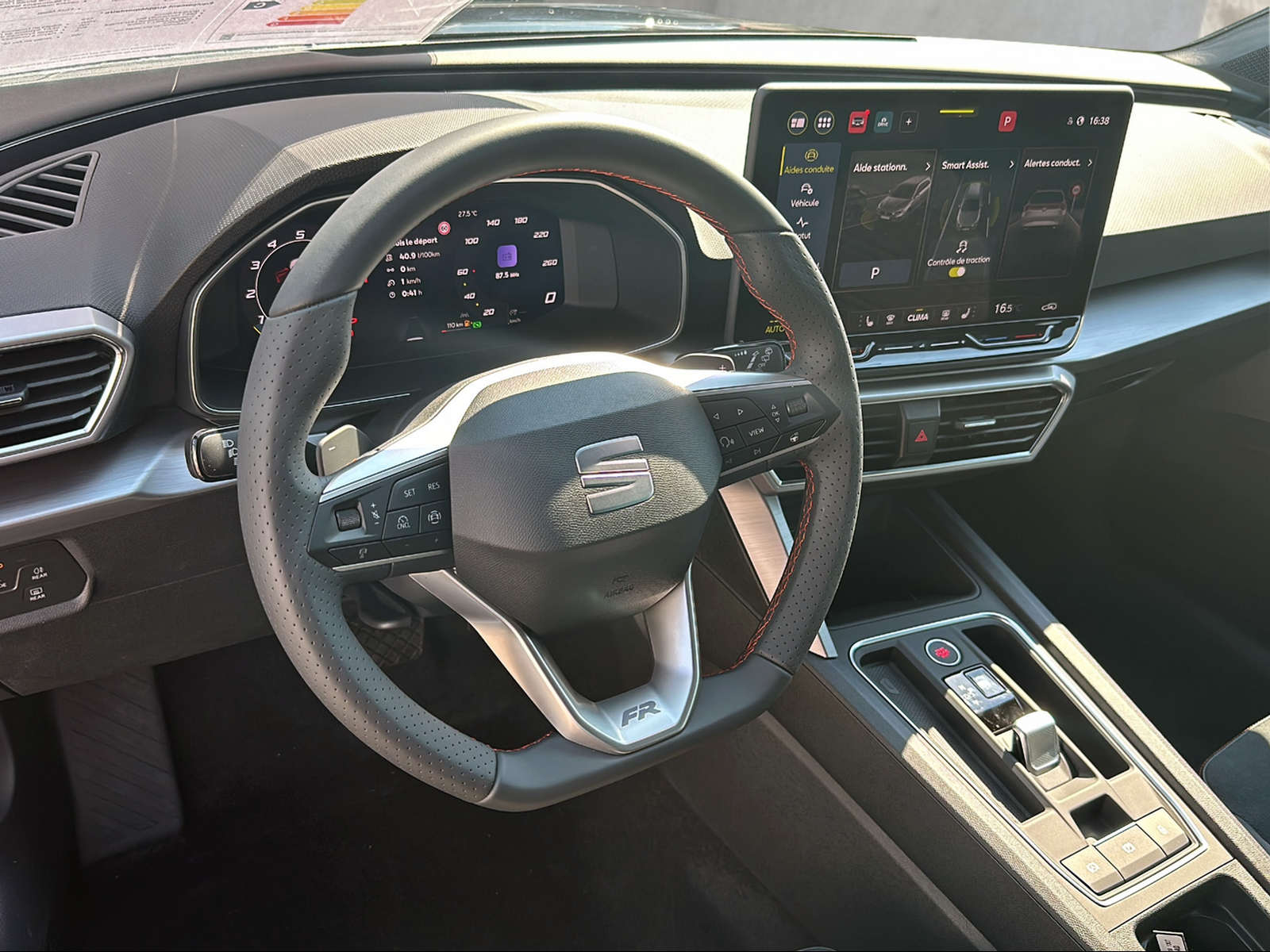 SEAT Leon ST 1.5 eTSI mHEV DSG Move FR-image-6