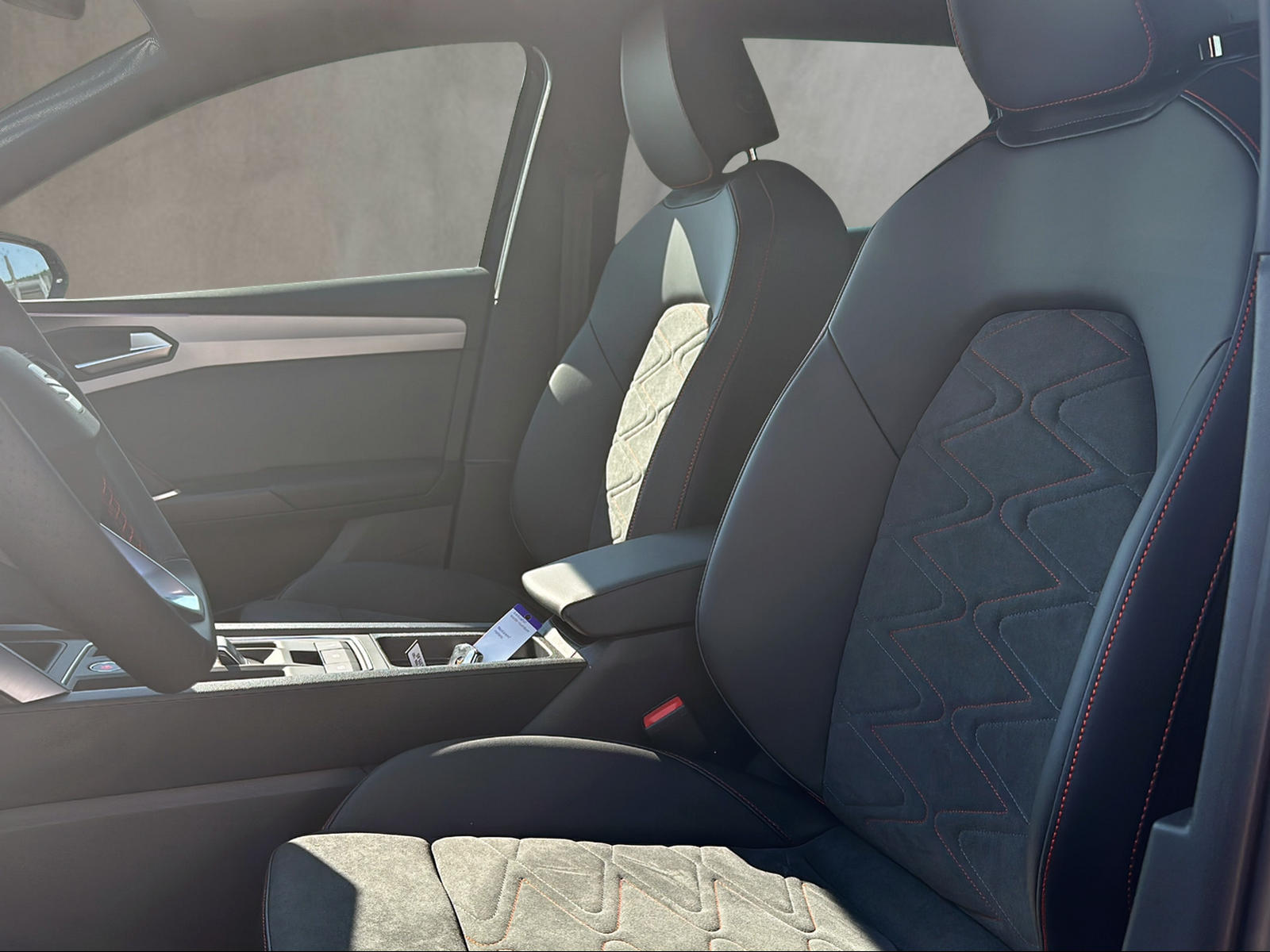 SEAT Leon ST 1.5 eTSI mHEV DSG Move FR-image-5