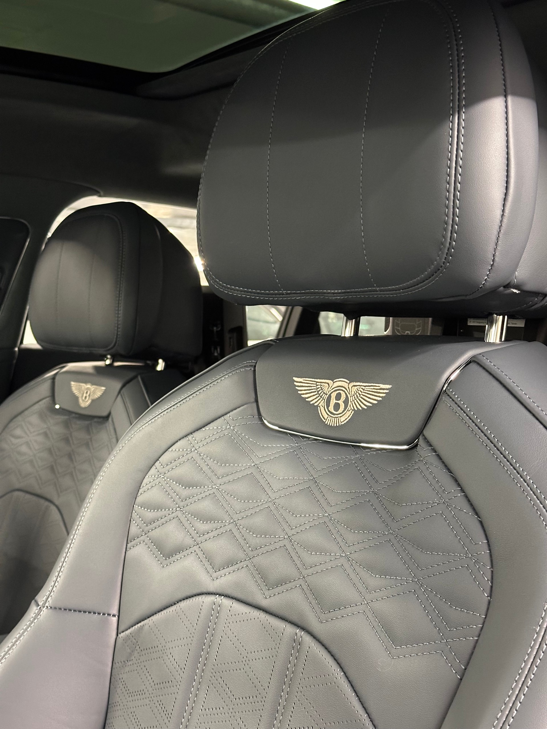 BENTLEY FLYING SPUR V8 Speed 782 Ch-image-14