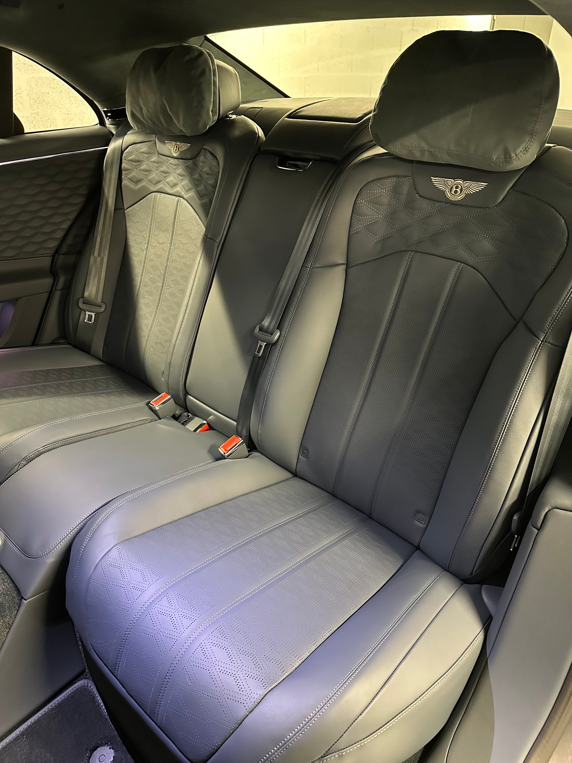 BENTLEY FLYING SPUR V8 Speed 782 Ch-image-24