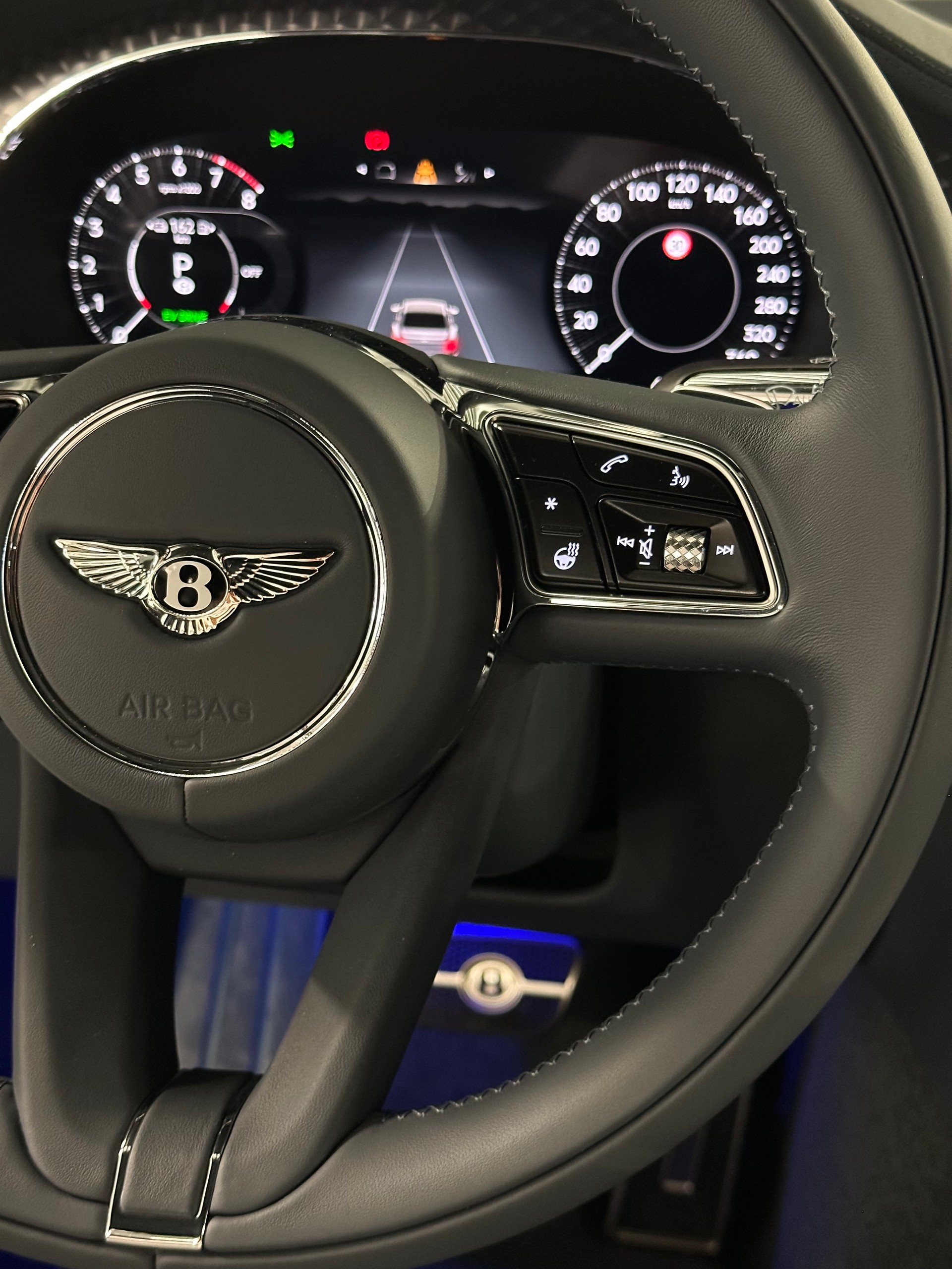 BENTLEY FLYING SPUR V8 Speed 782 Ch-image-17