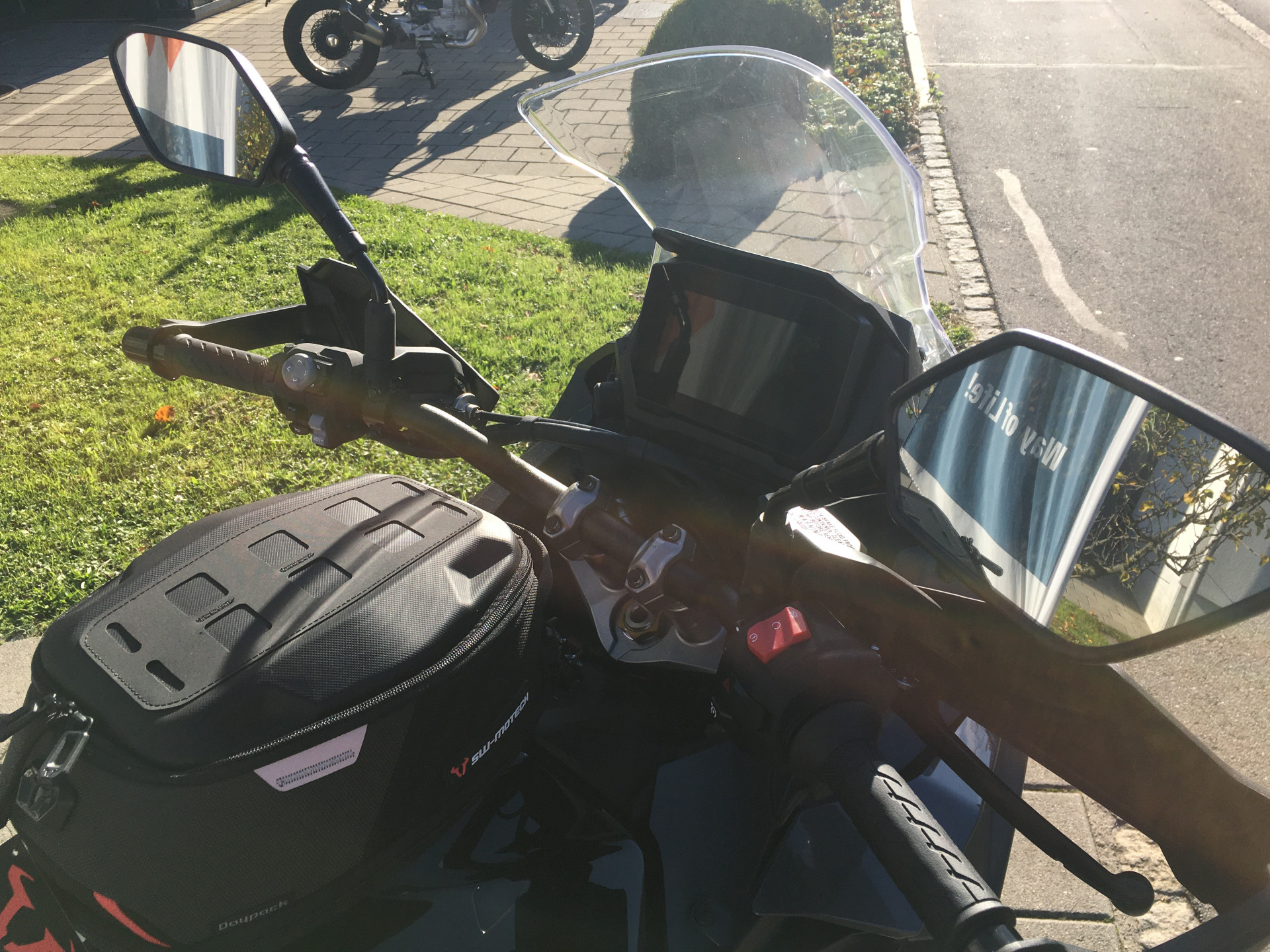 SUZUKI GSX-S 1000 GX-image-5