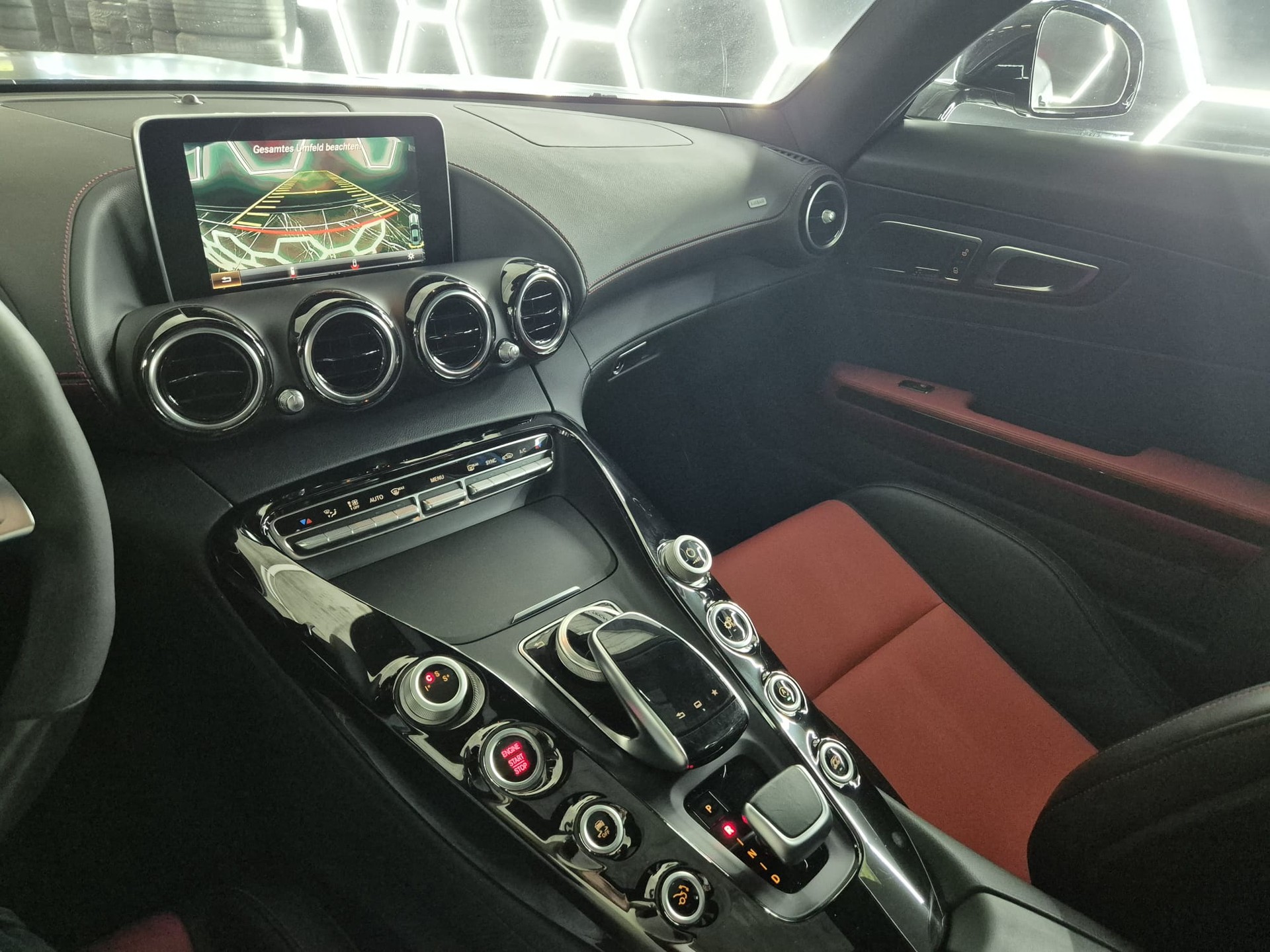MERCEDES-BENZ AMG GT Speedshift DCT-image-19