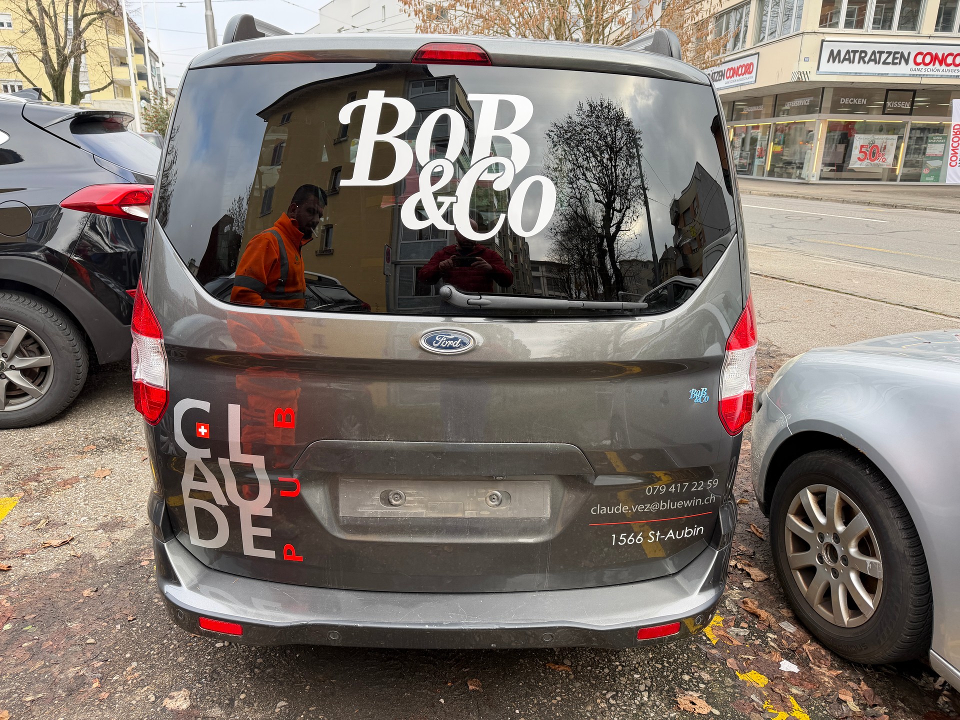 FORD Tourneo Courier 1.0 SCTi Titanium-image-3