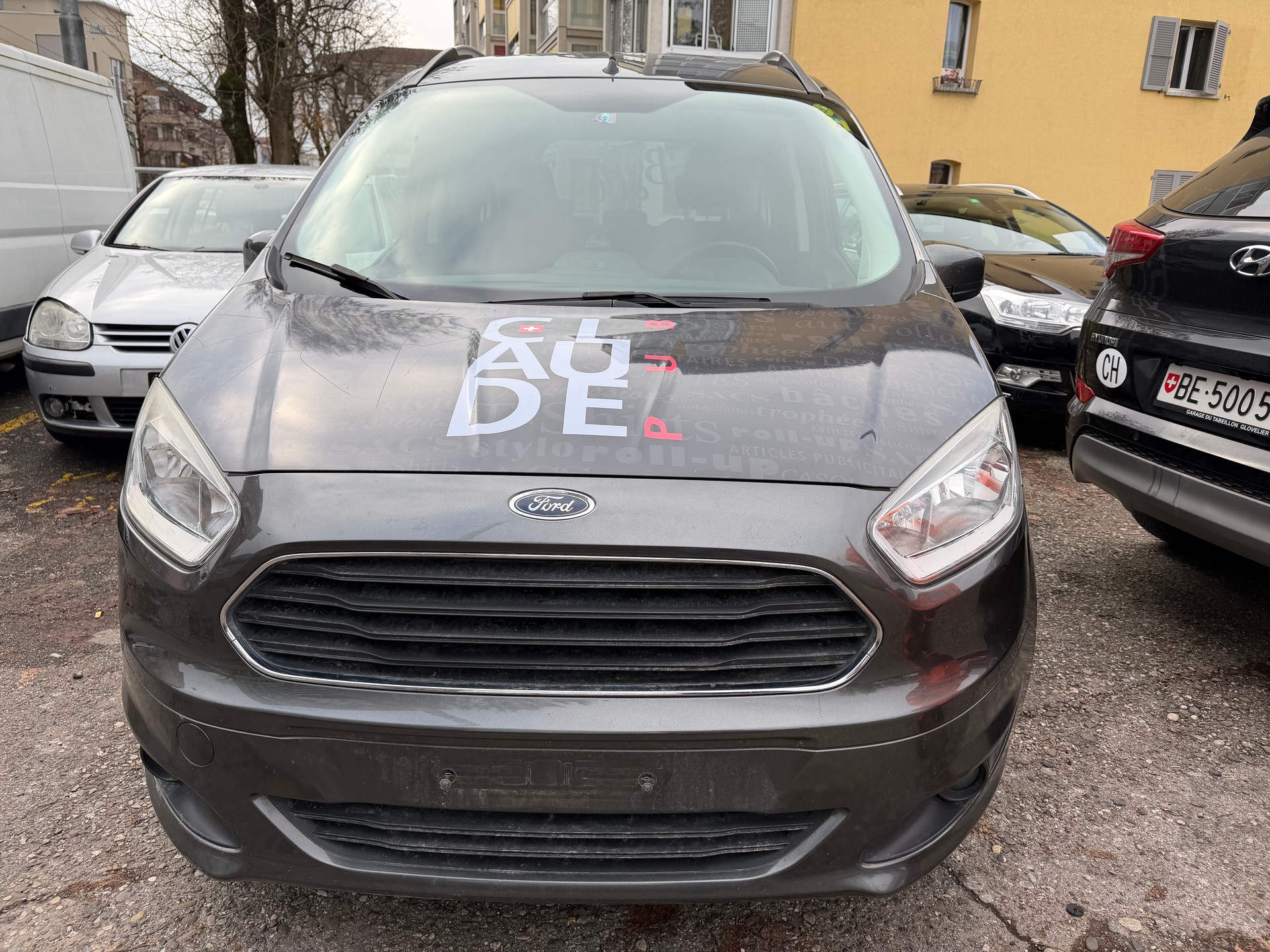 FORD Tourneo Courier 1.0 SCTi Titanium-image-0