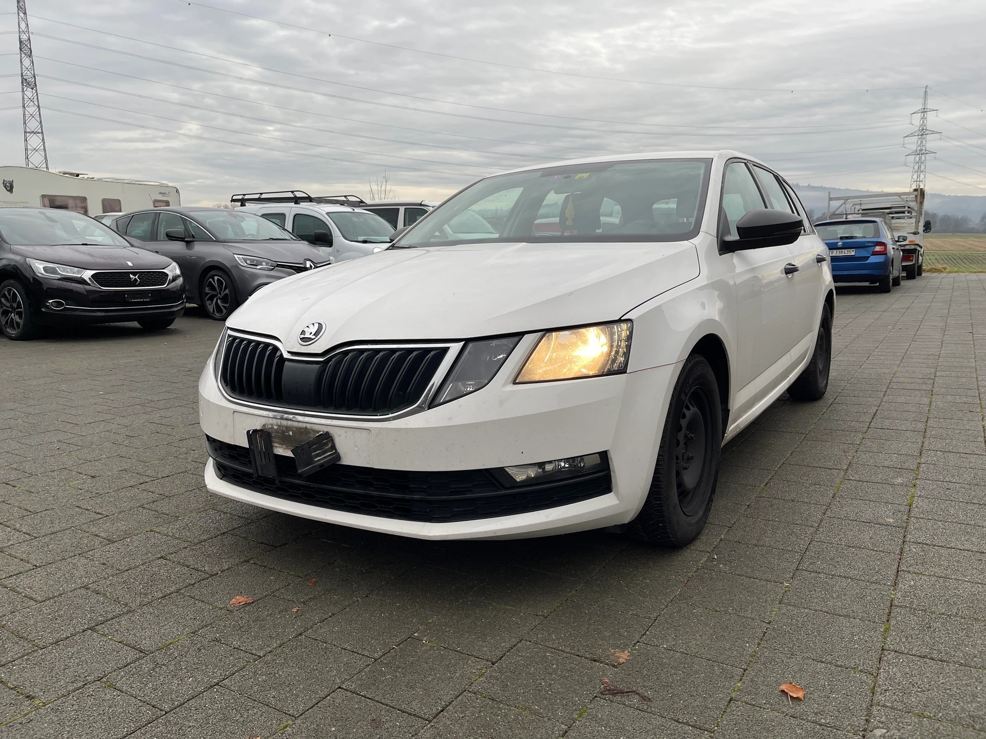 SKODA Octavia Combi 1.0 TSI Active-image-0