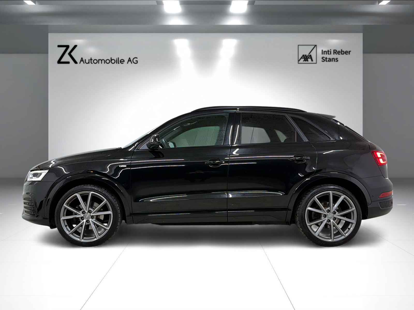 AUDI Q3 2.0 TDI 184PS S-Line Sport (Midnight Black) quattro S-tronic-image-2