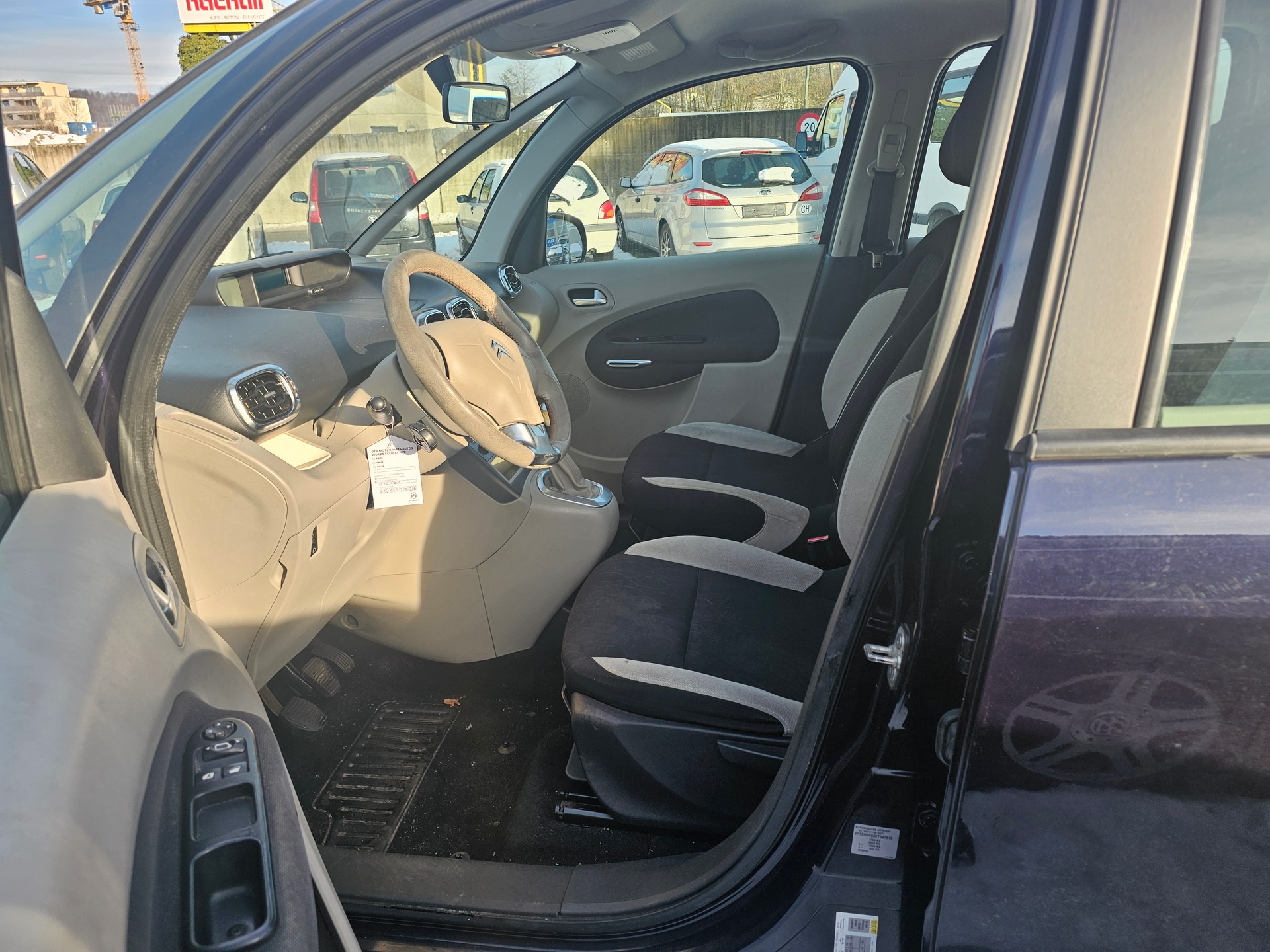 CITROEN C3 Picasso 1.6i 16V Séduction-image-11