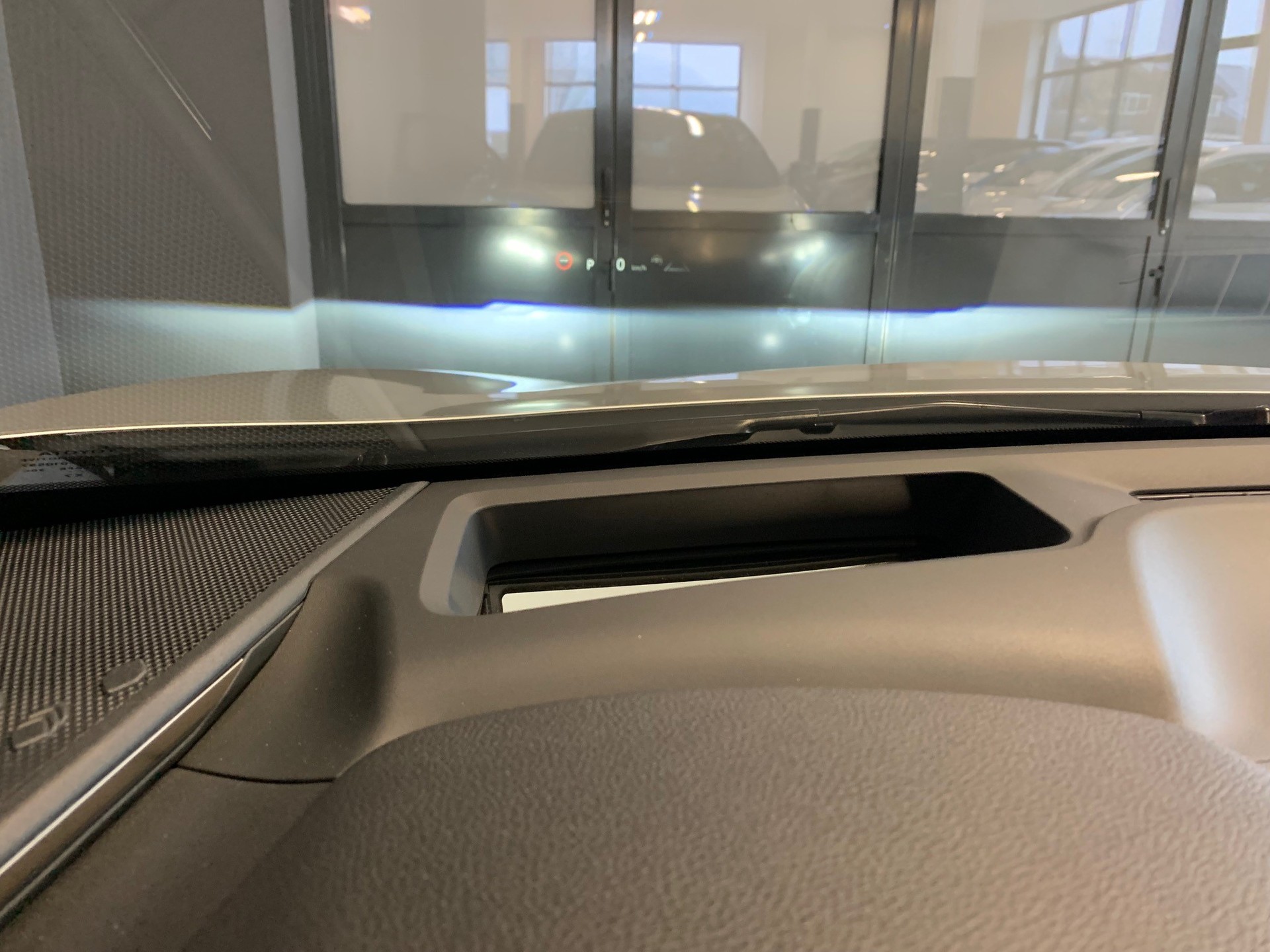 TOYOTA C-HR 2.0 HEV Style Premiere 4x4-image-10
