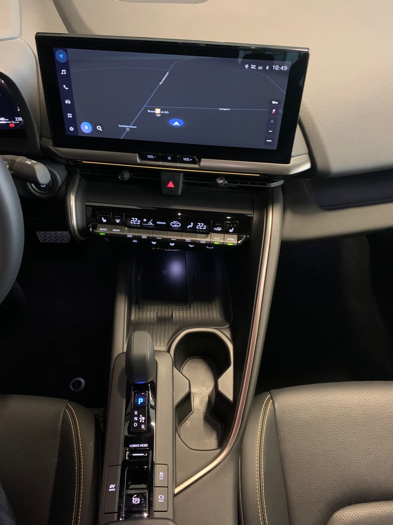 TOYOTA C-HR 2.0 HEV Style Premiere 4x4-image-8
