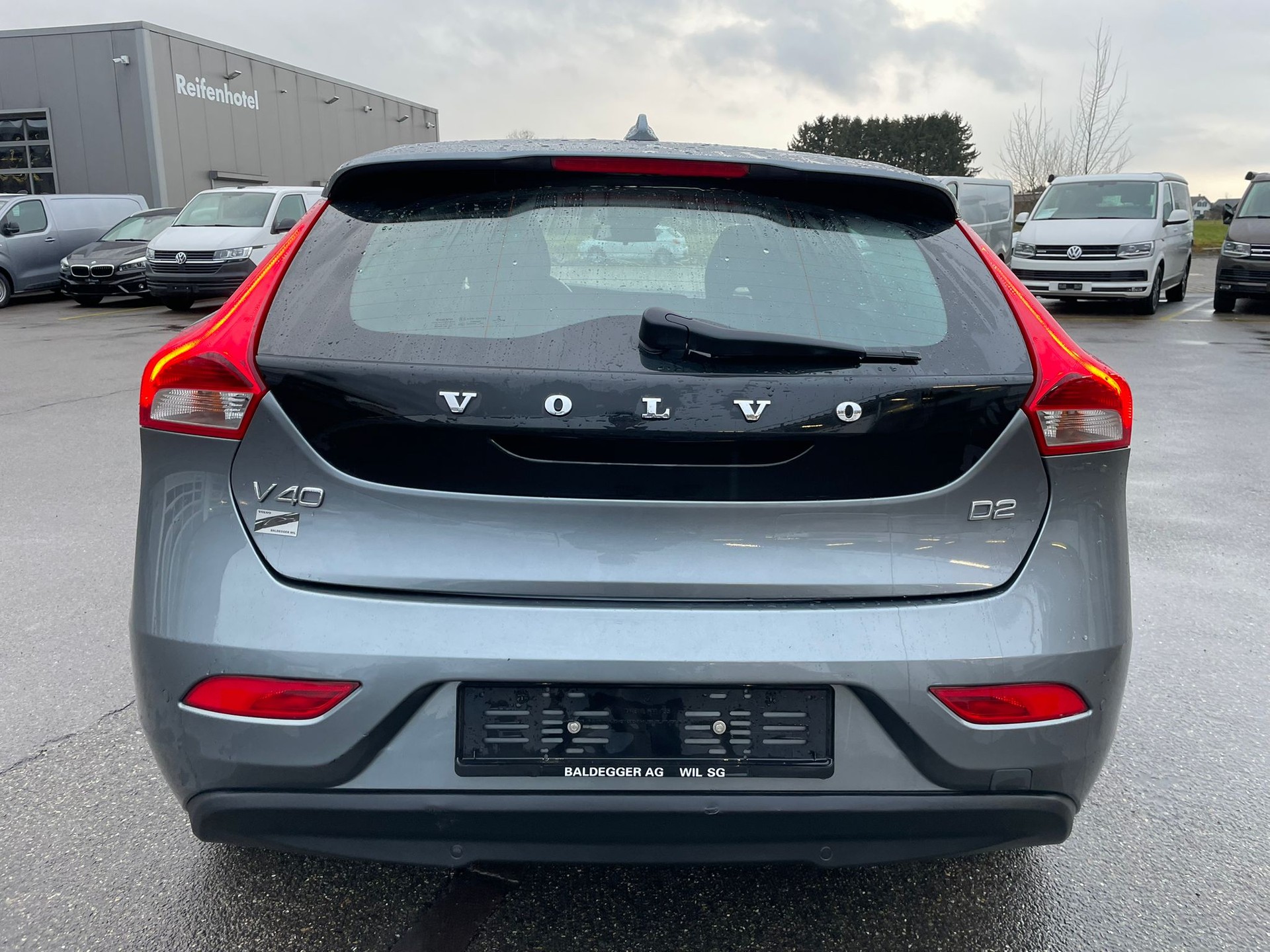 VOLVO V40 D2 Kinetic-image-7