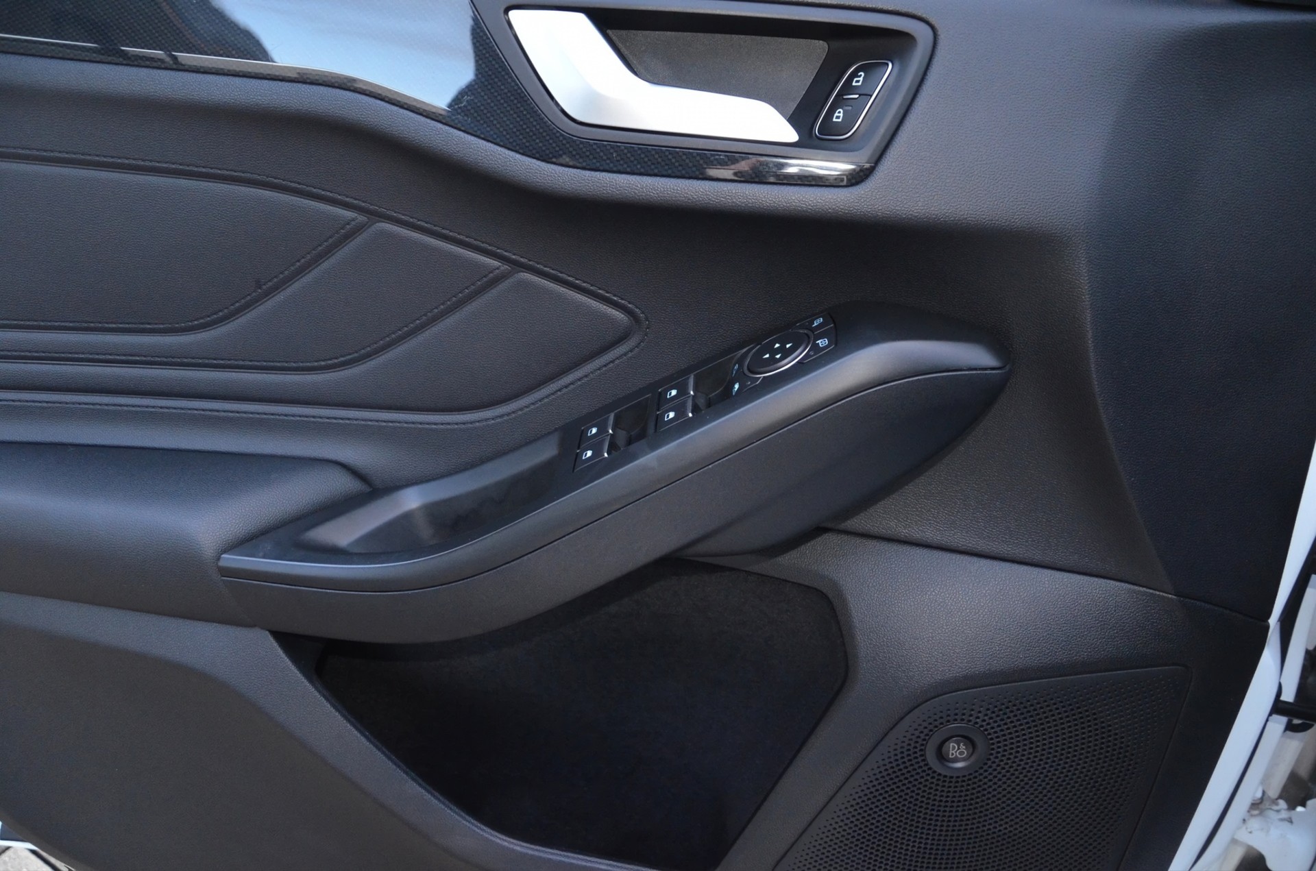FORD Focus 1.0 SCTi ST Line*Aus erster Hand*Hagelschaden*Statt 13'800.- jetzt nur 9'000.- *-image-10