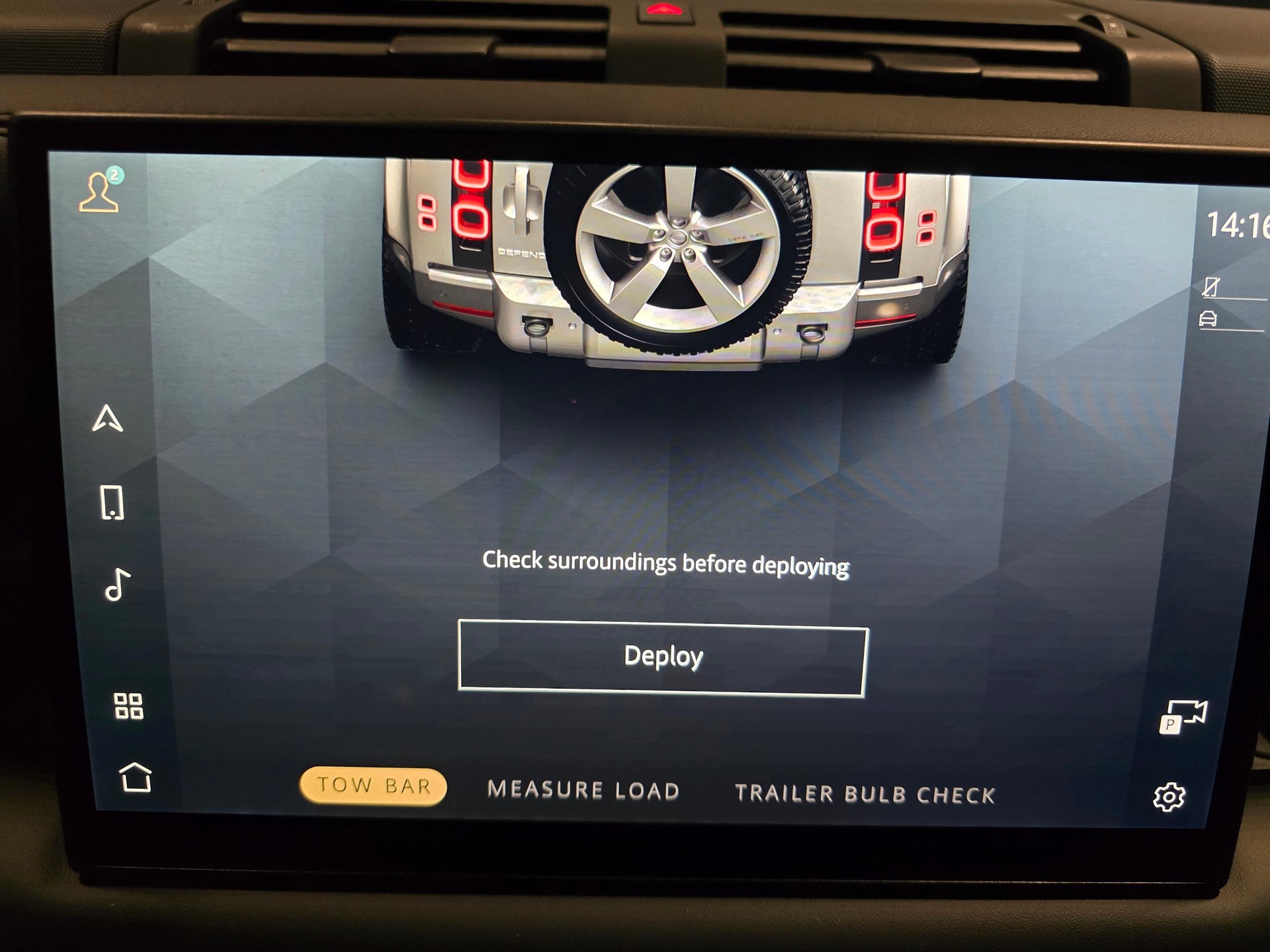 LAND ROVER Defender 90 3.0 D I6 350 X-Dynamic HSE-image-11
