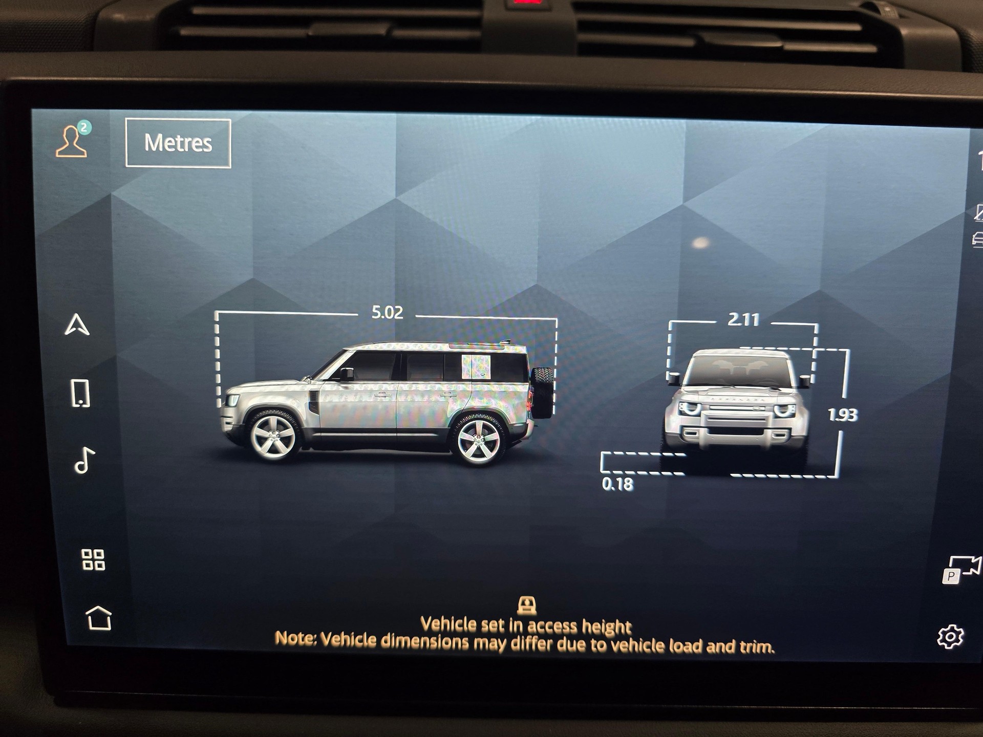 LAND ROVER Defender 90 3.0 D I6 350 X-Dynamic HSE-image-10