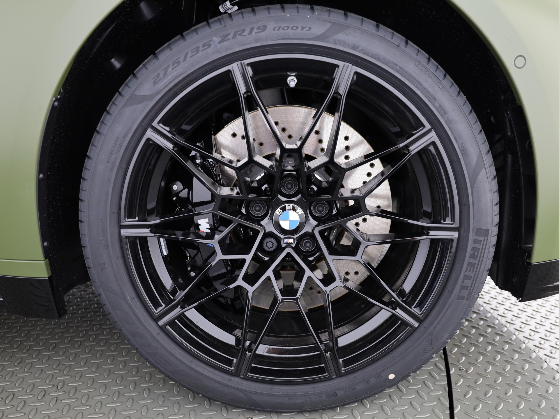 BMW M3 Competition xDrive-image-8
