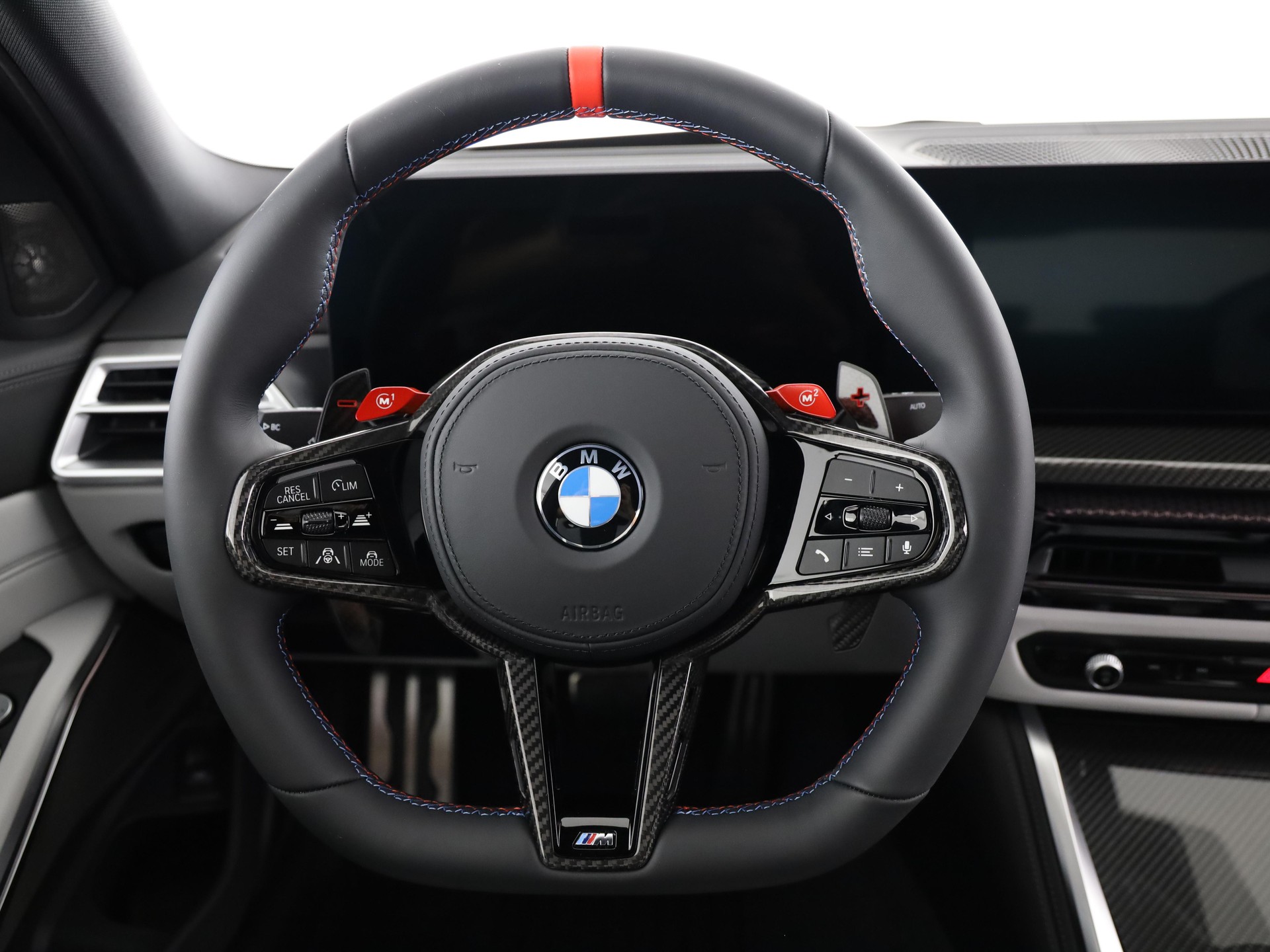 BMW M3 Competition xDrive-image-15