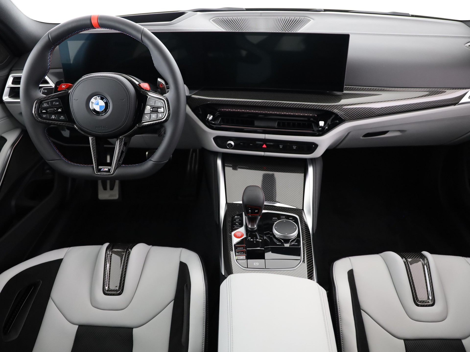 BMW M3 Competition xDrive-image-13