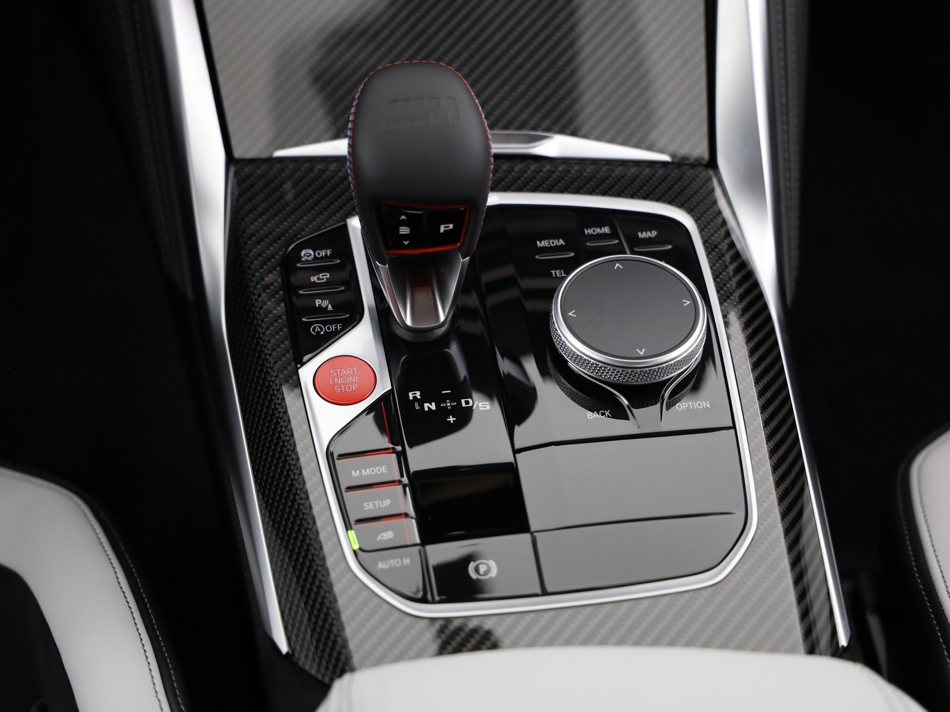 BMW M3 Competition xDrive-image-14