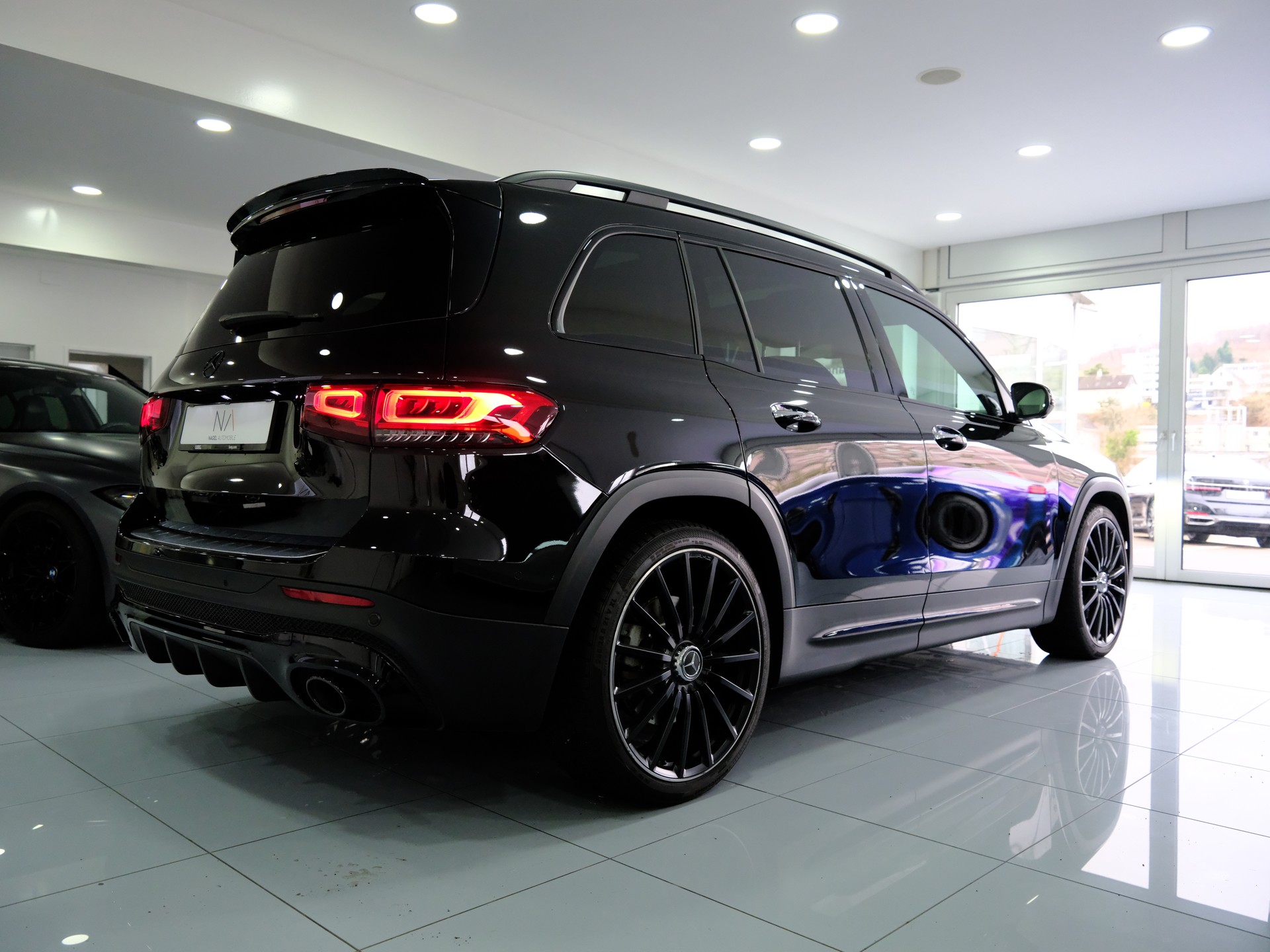 MERCEDES-BENZ GLB 35 AMG 4Matic 8G-Tronic-image-6