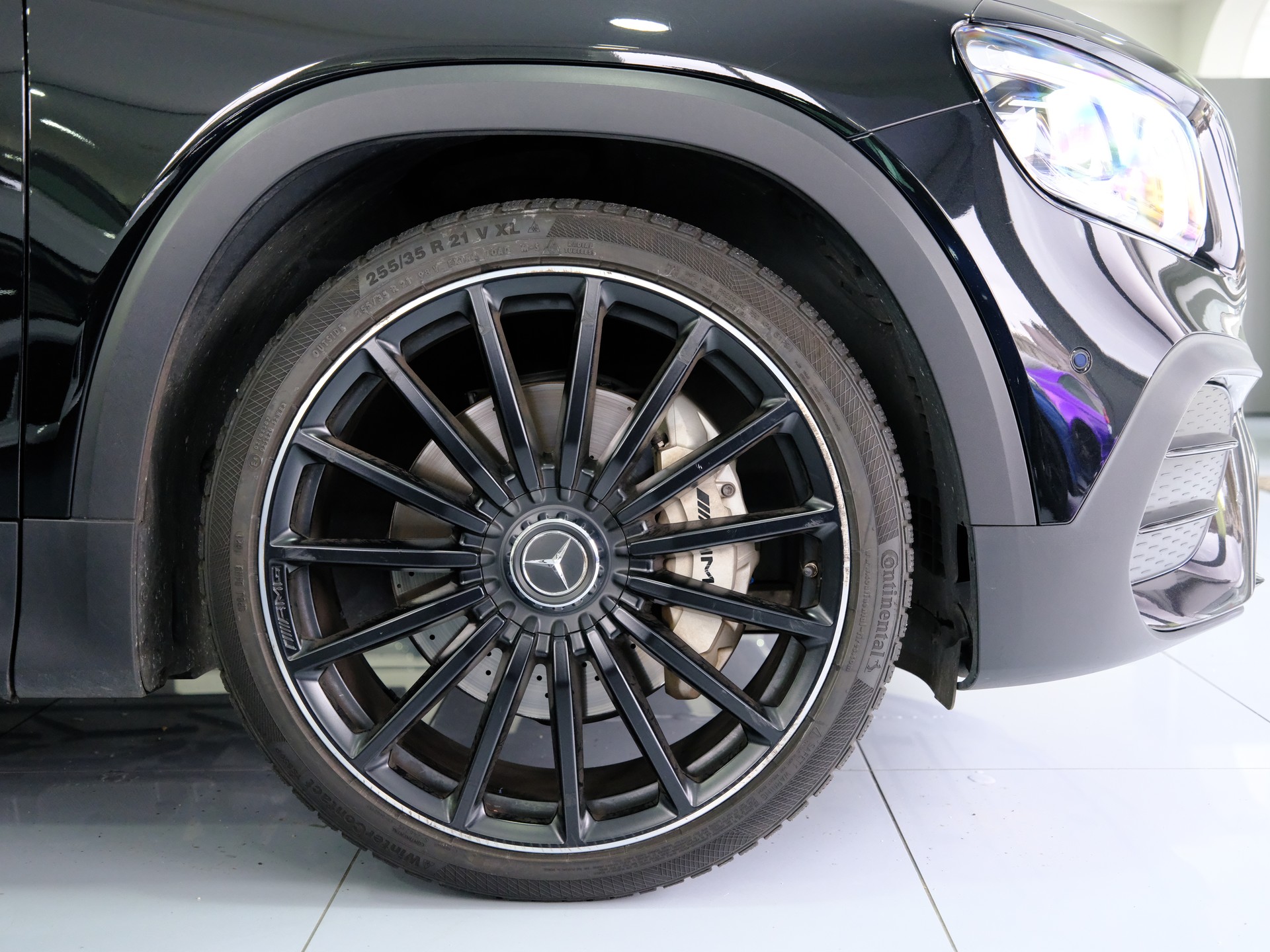 MERCEDES-BENZ GLB 35 AMG 4Matic 8G-Tronic-image-17