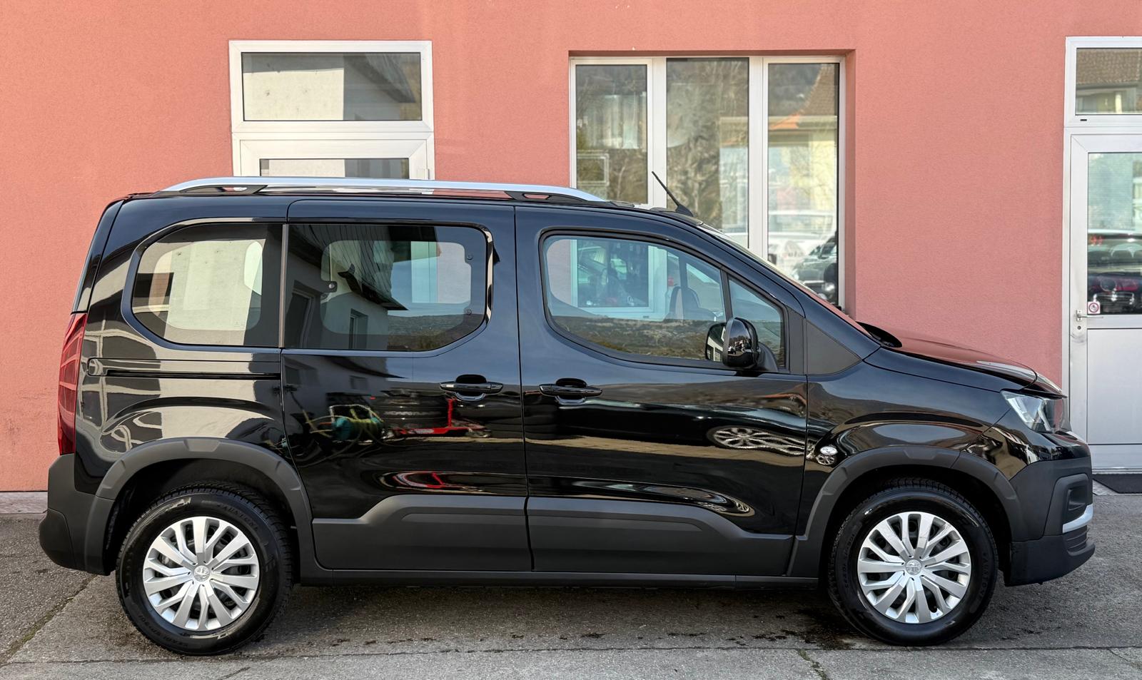 PEUGEOT Rifter 1.5 BlueHDi Active / MFK 11.2025-image-2