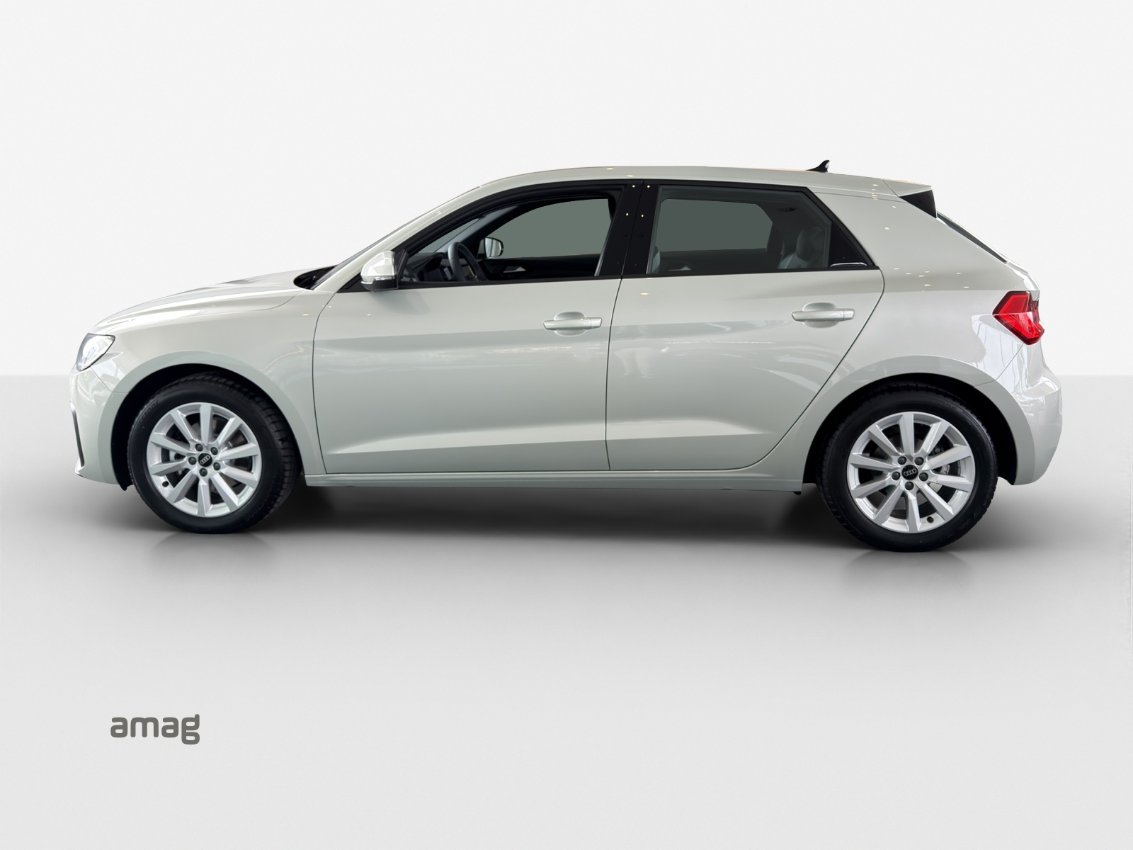 AUDI A1 Sportback 30 TFSI Attraction S-tronic-image-1