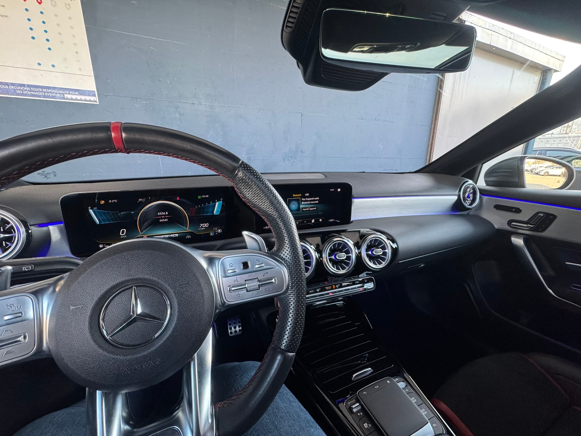MERCEDES-BENZ A 35 AMG 4Matic Speedshift-image-8
