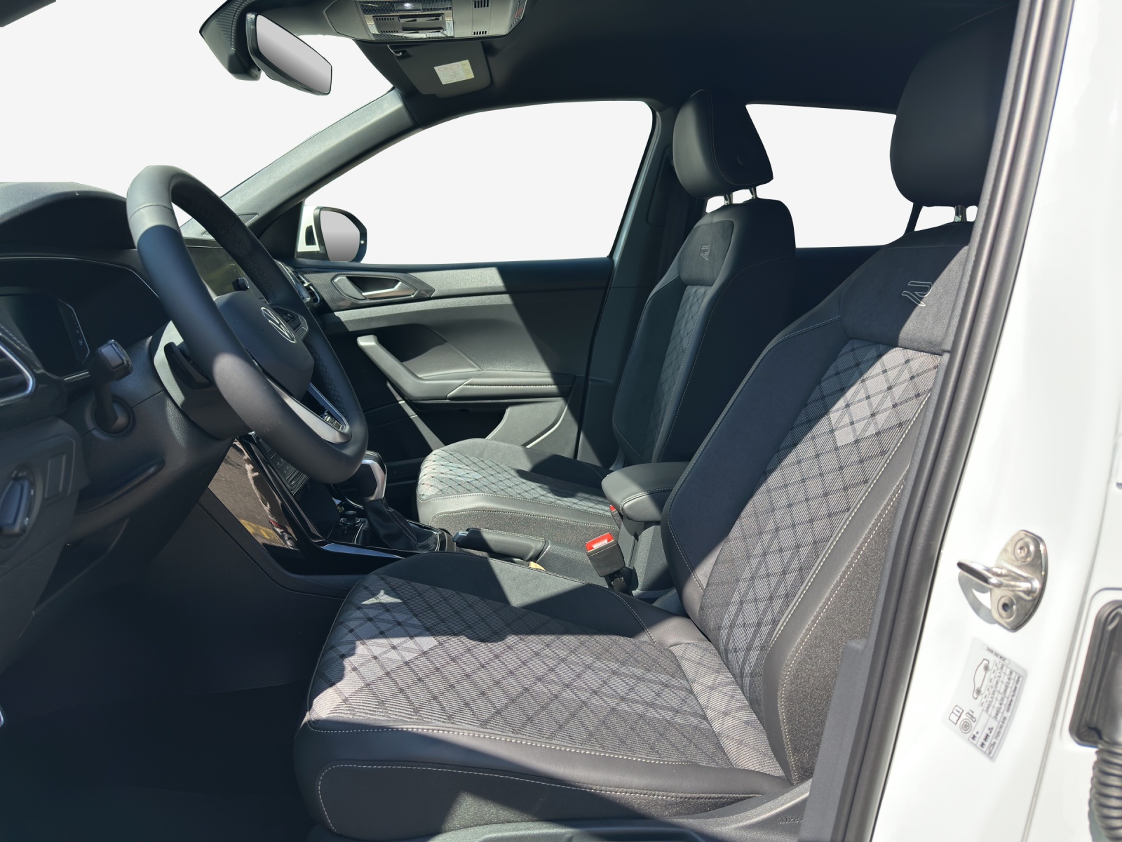 VW T-Cross 1.5 TSI EVO ACT R-Line DSG-image-7