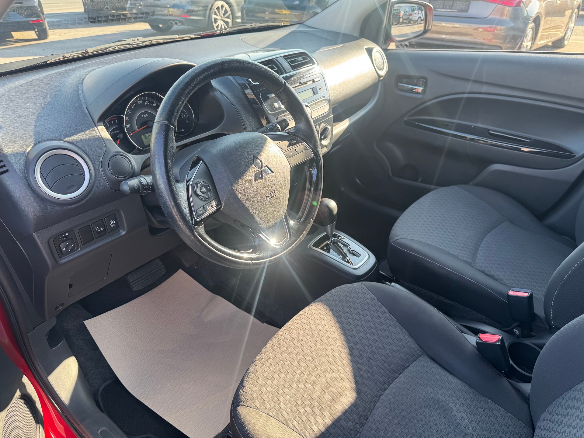 MITSUBISHI Space Star 1.2 Value CVT-image-13